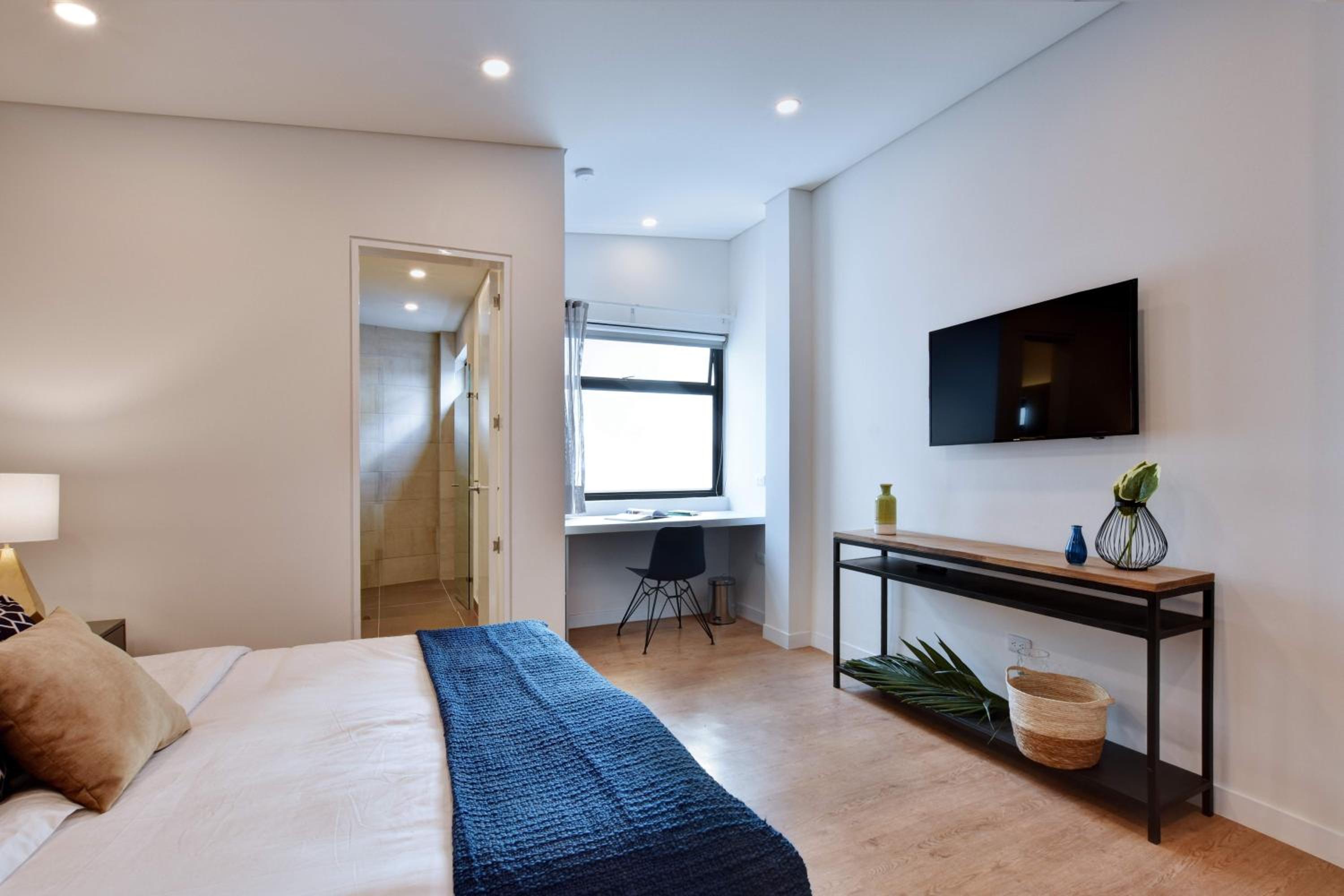 Granada Executive Suites