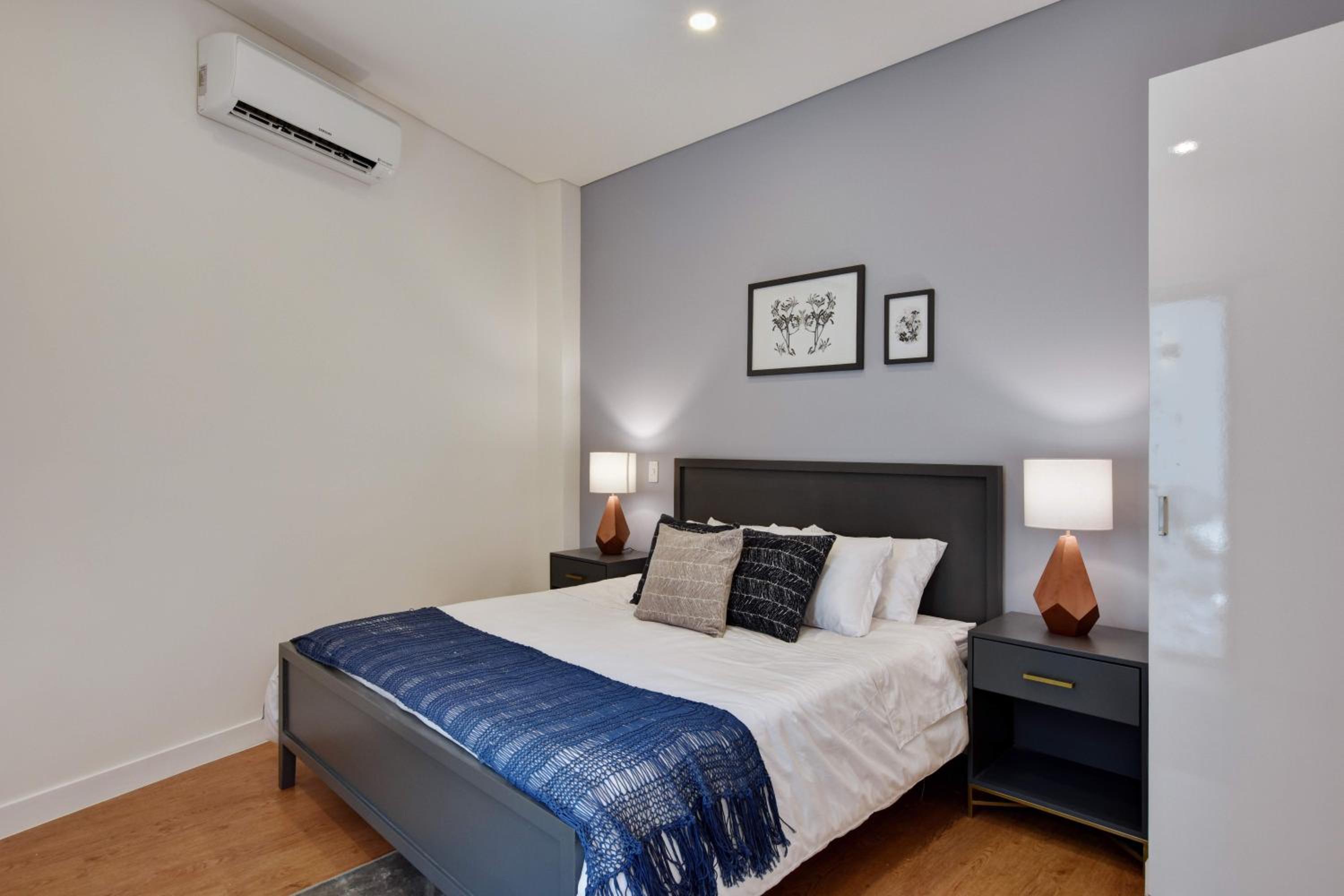 Granada Executive Suites