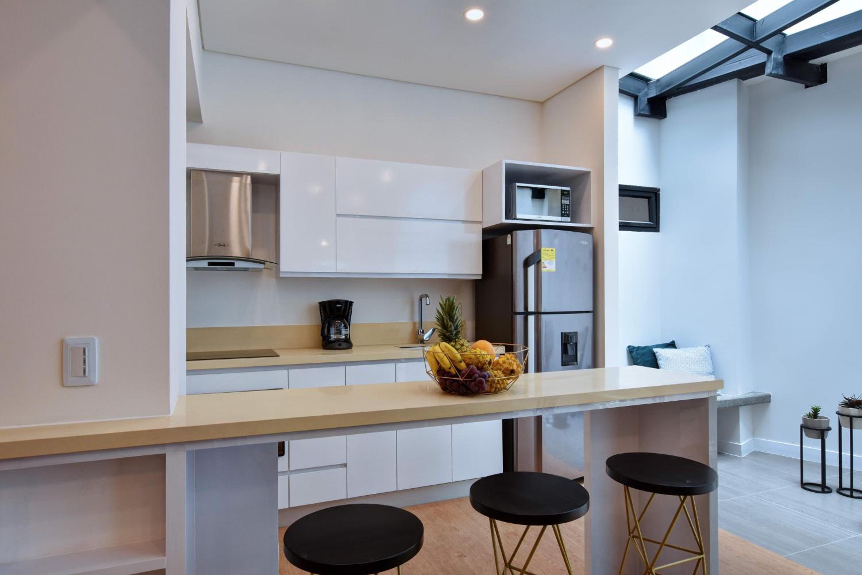 Granada Executive Suites