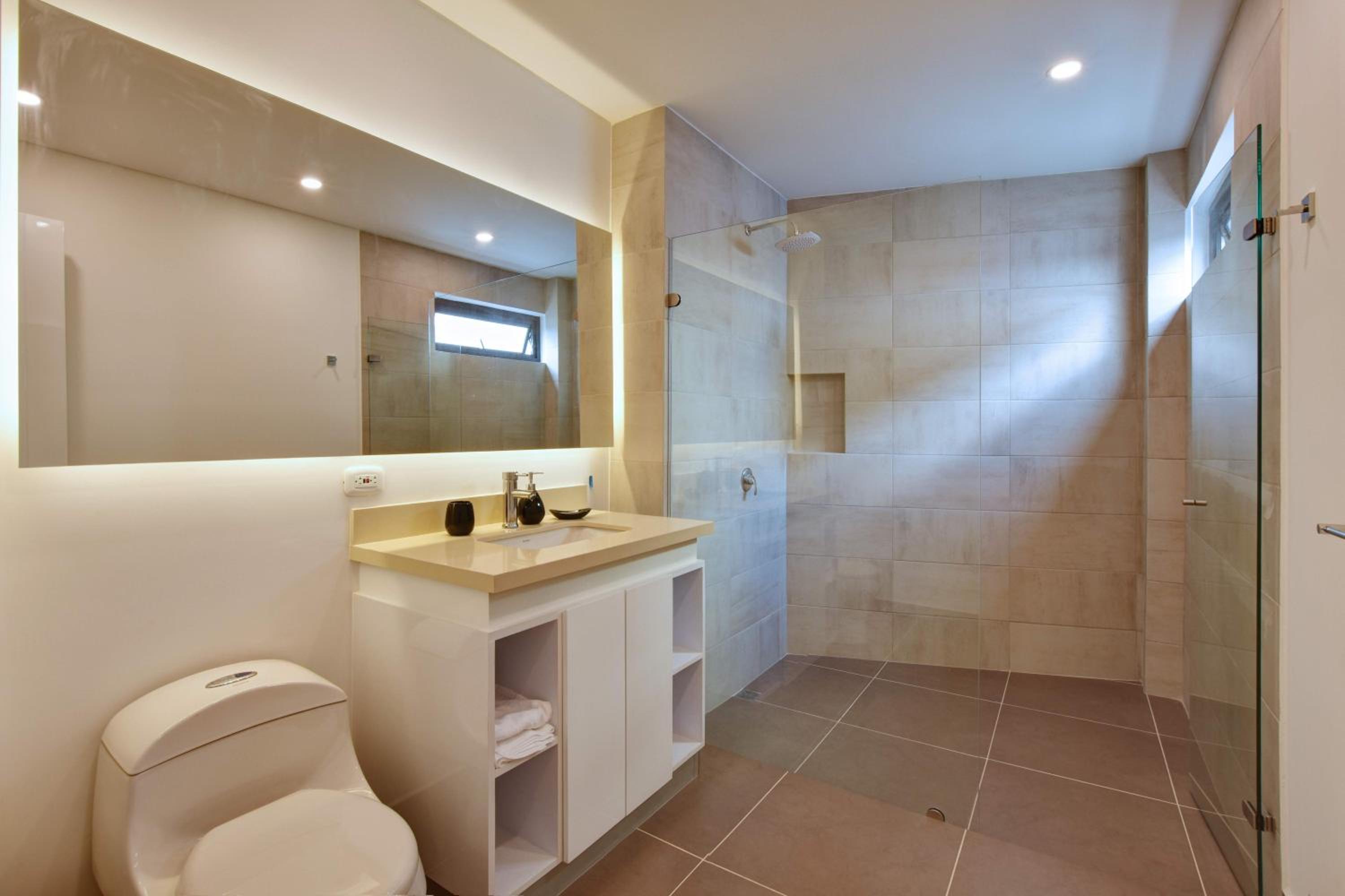 Granada Executive Suites