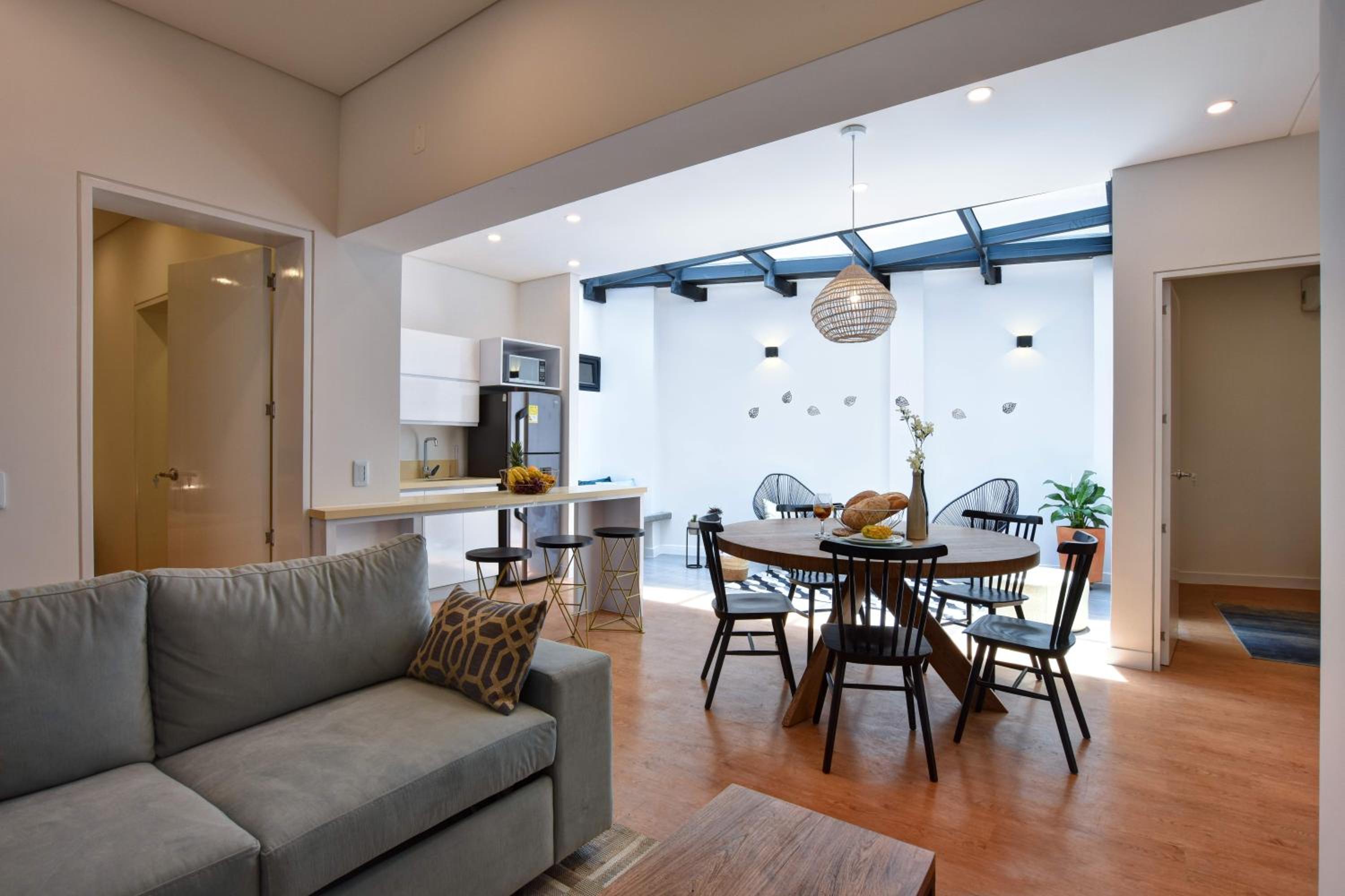 Granada Executive Suites