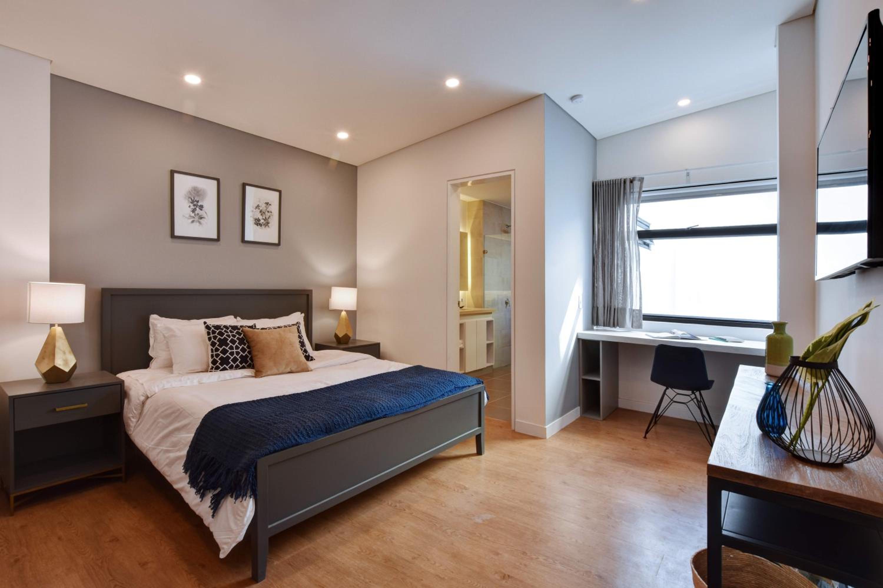Granada Executive Suites