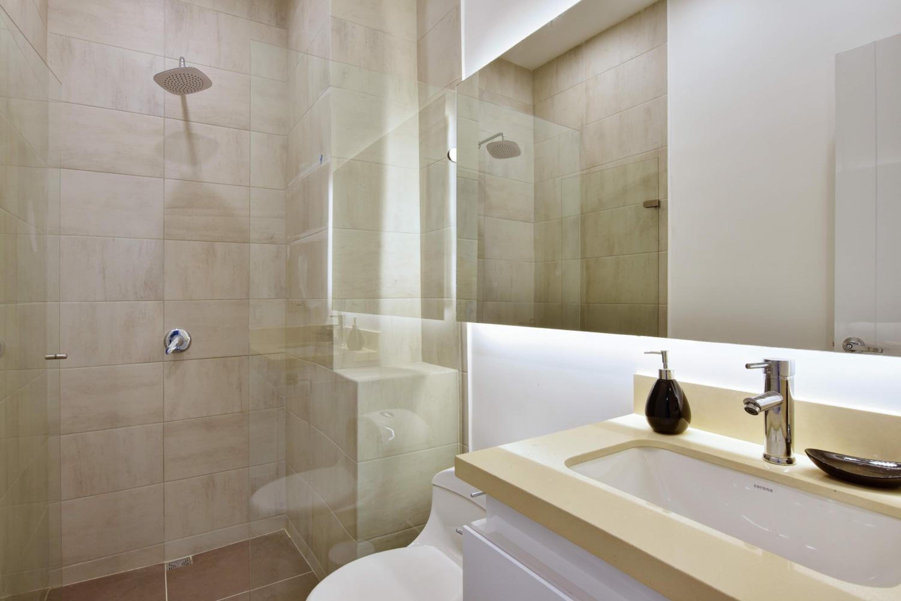 Granada Executive Suites
