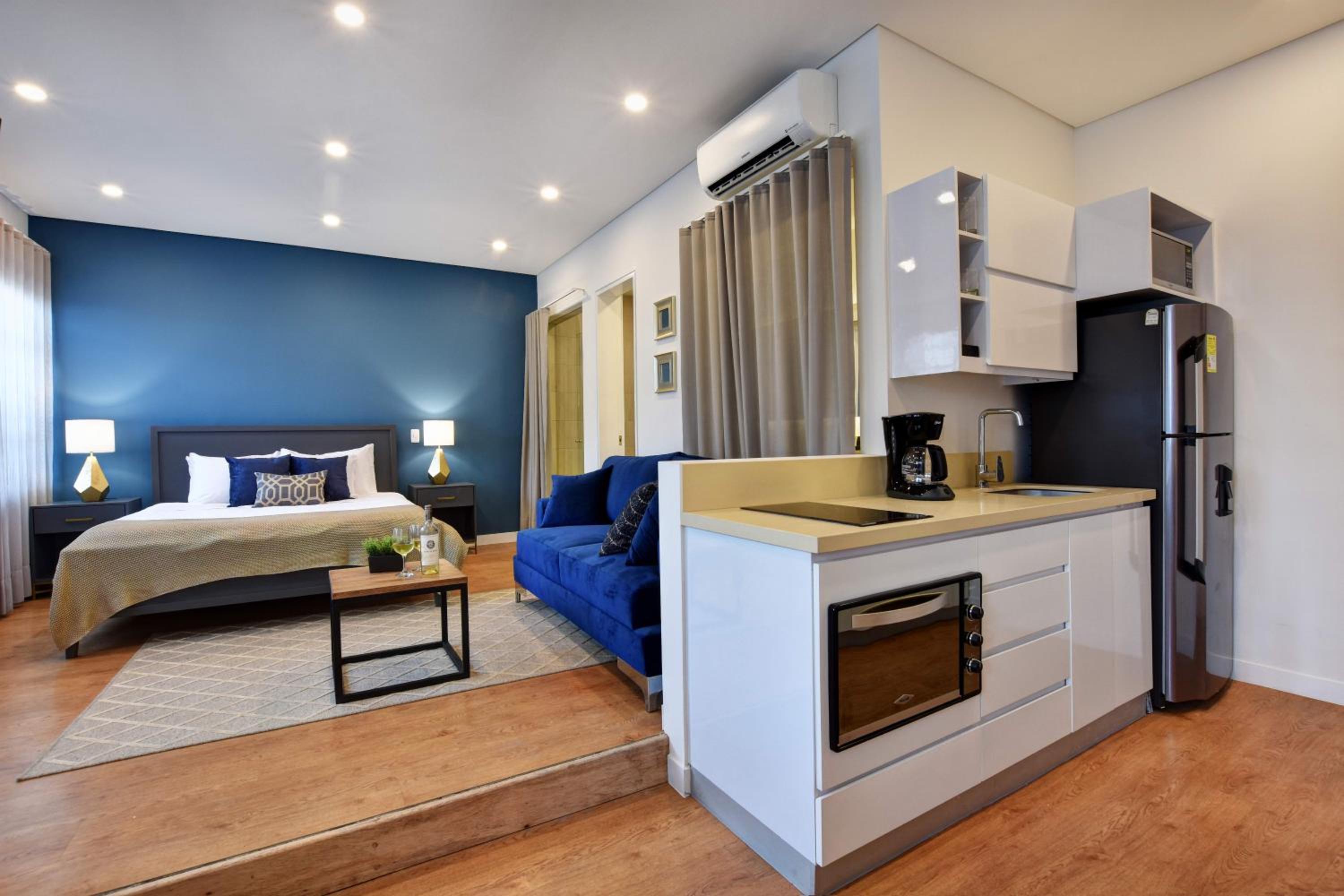 Granada Executive Suites