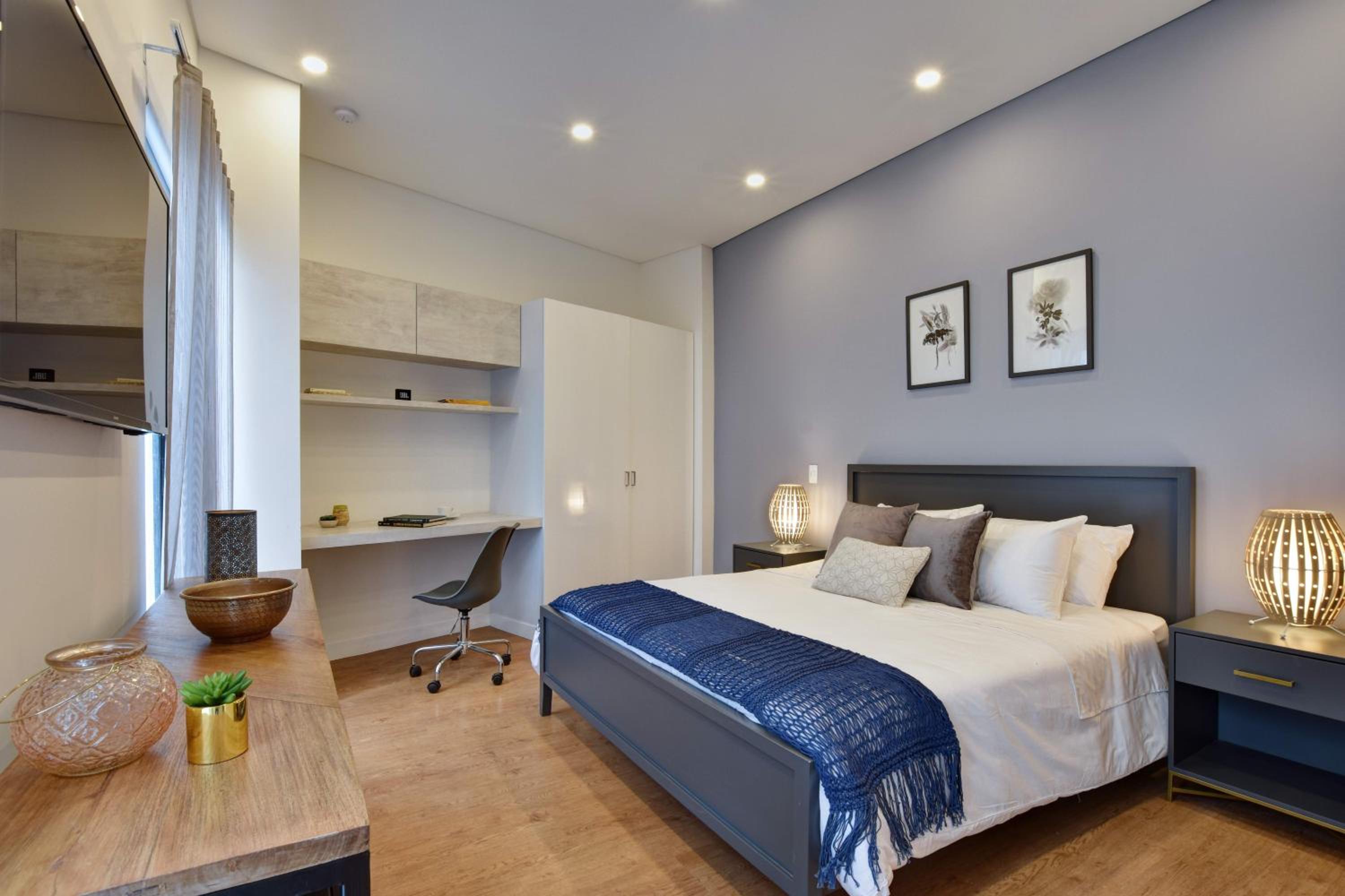 Granada Executive Suites