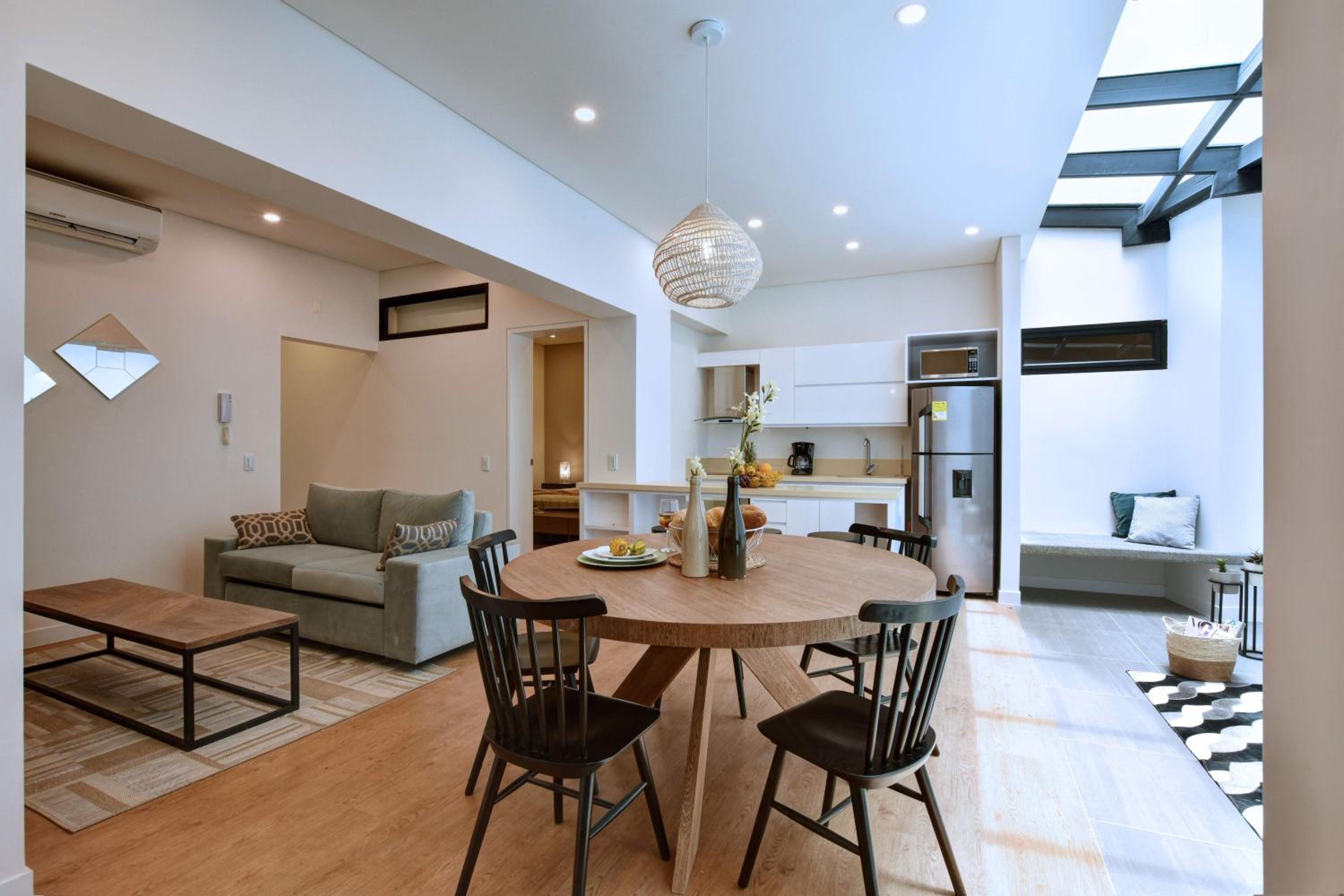 Granada Executive Suites