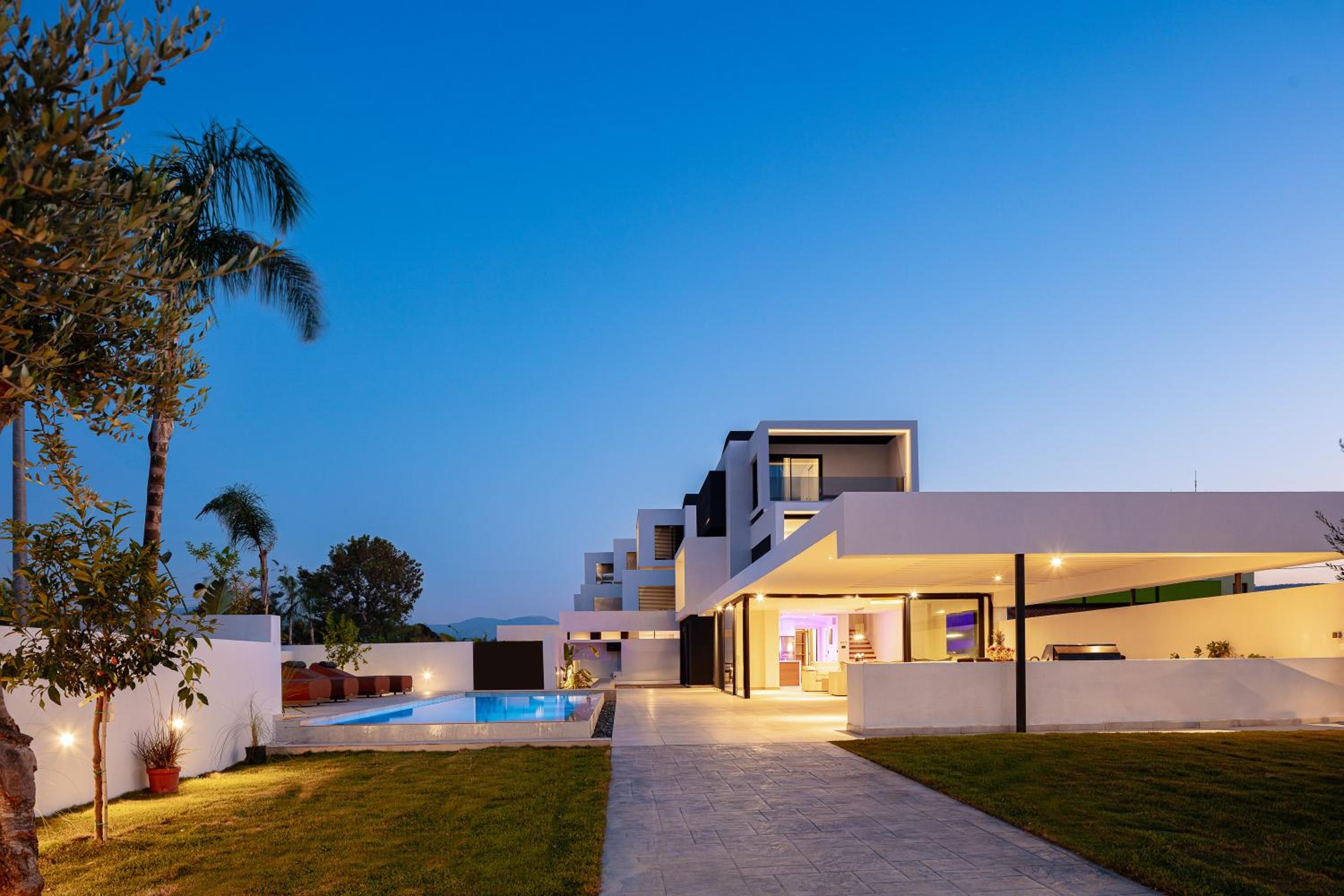 Nuera Villas