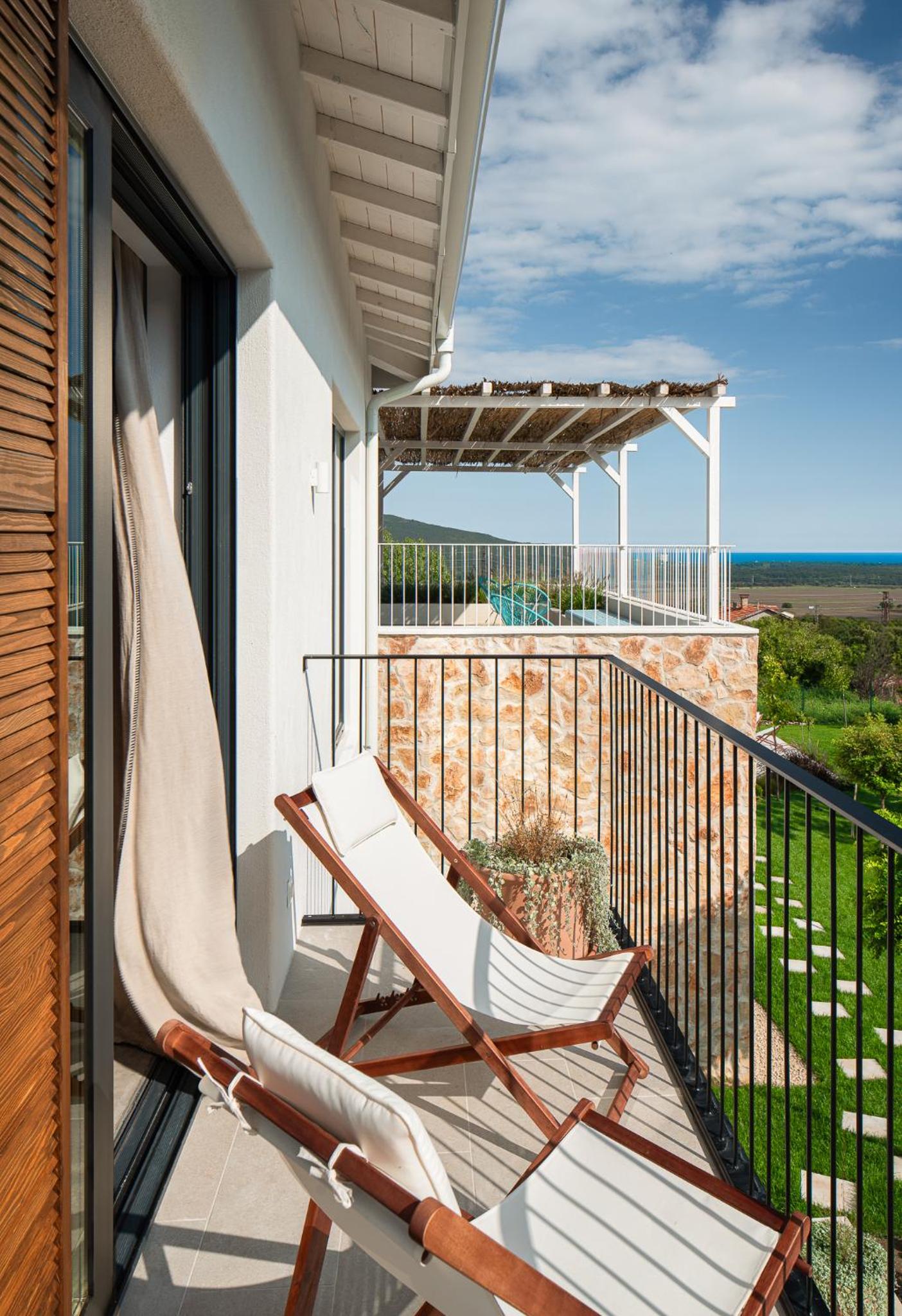 Villa Aura Heated Pool&Jacuzzi near Albena