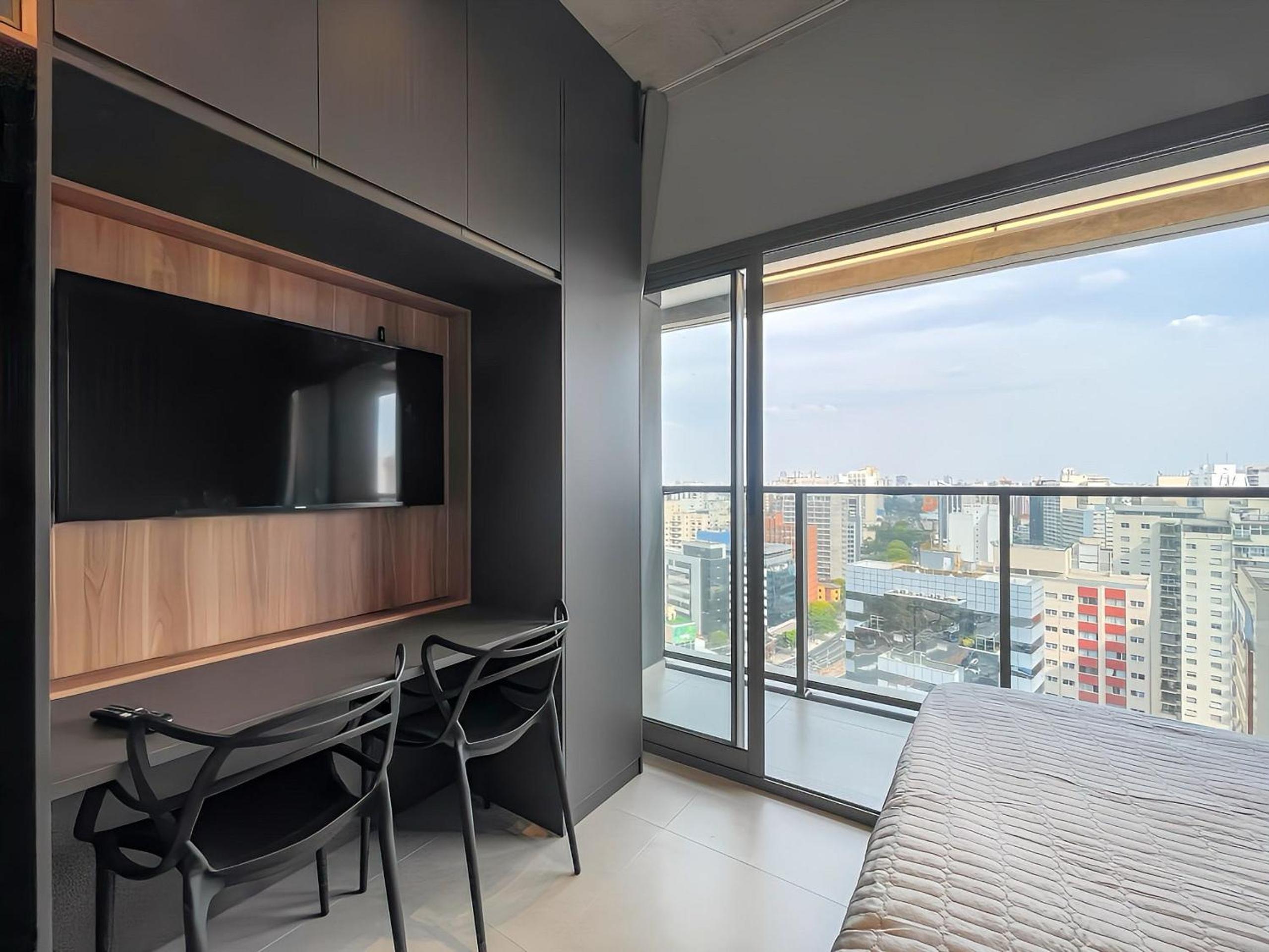 Luxury in the heart of São Paulo, paid parking