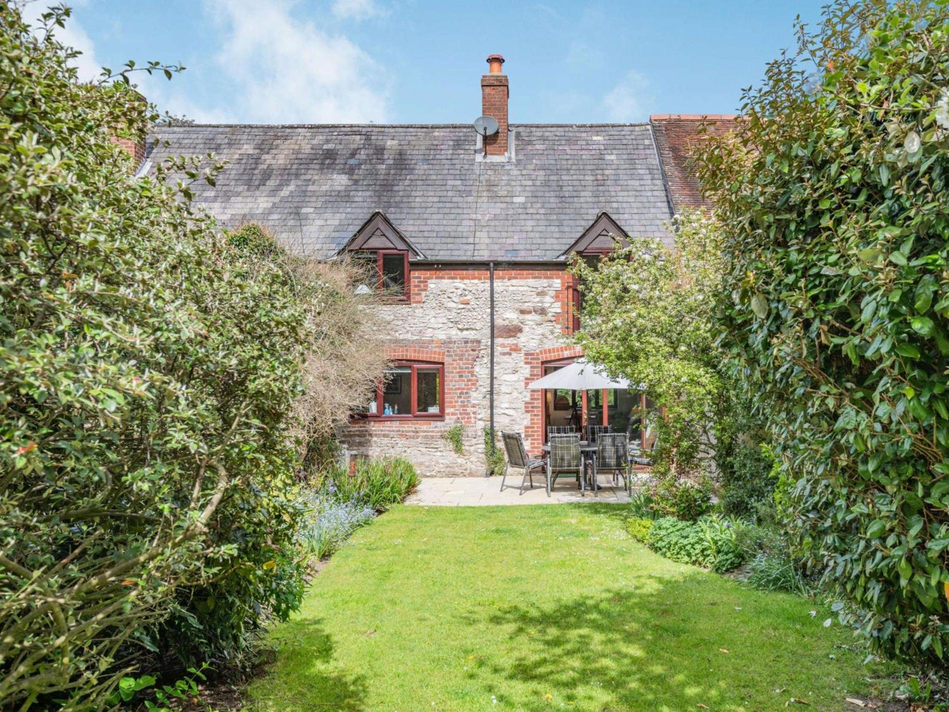 3 Bed in Dorchester oc-dc108