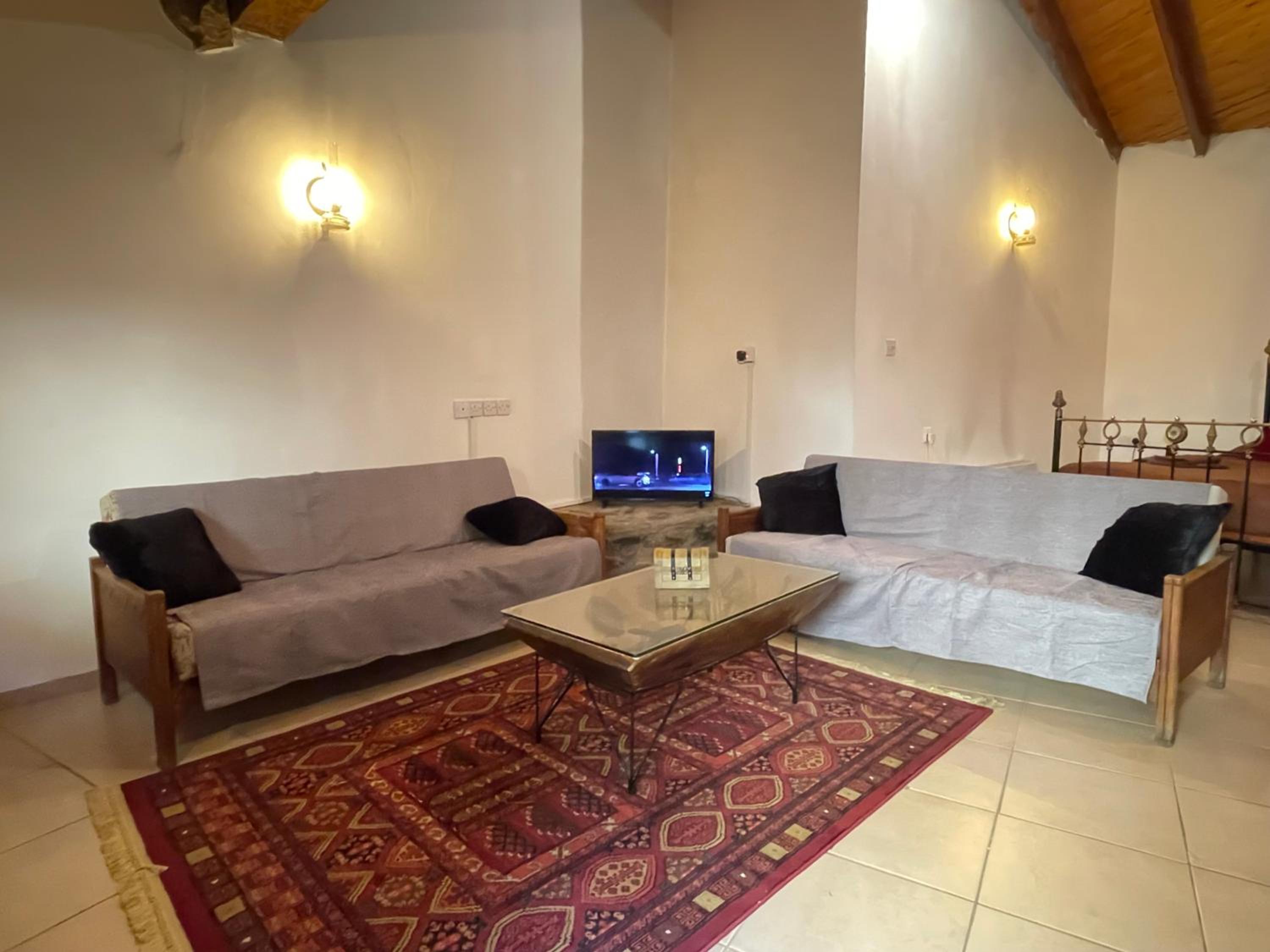 House No9 - Studio