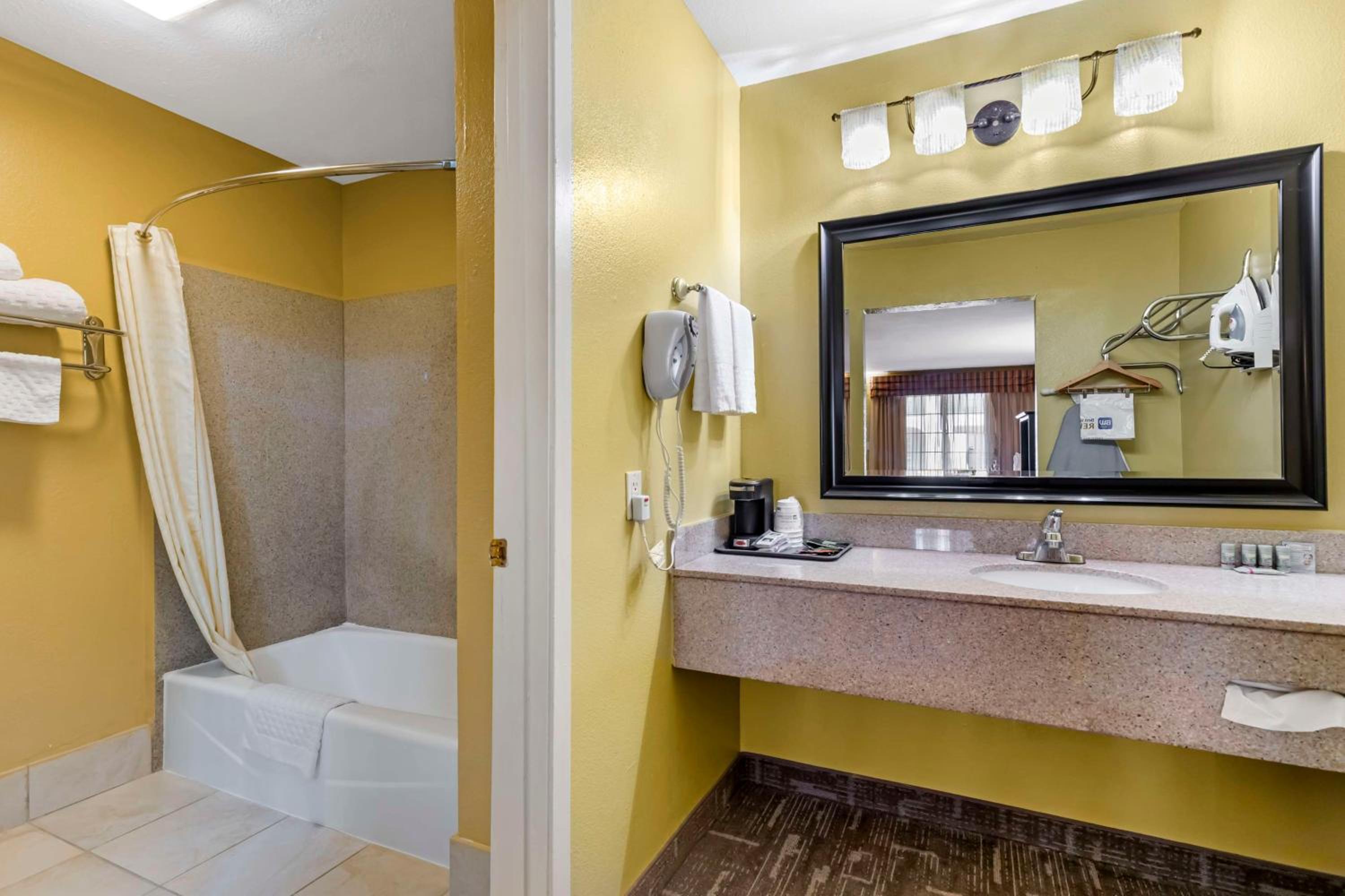 Best Western Executive Inn