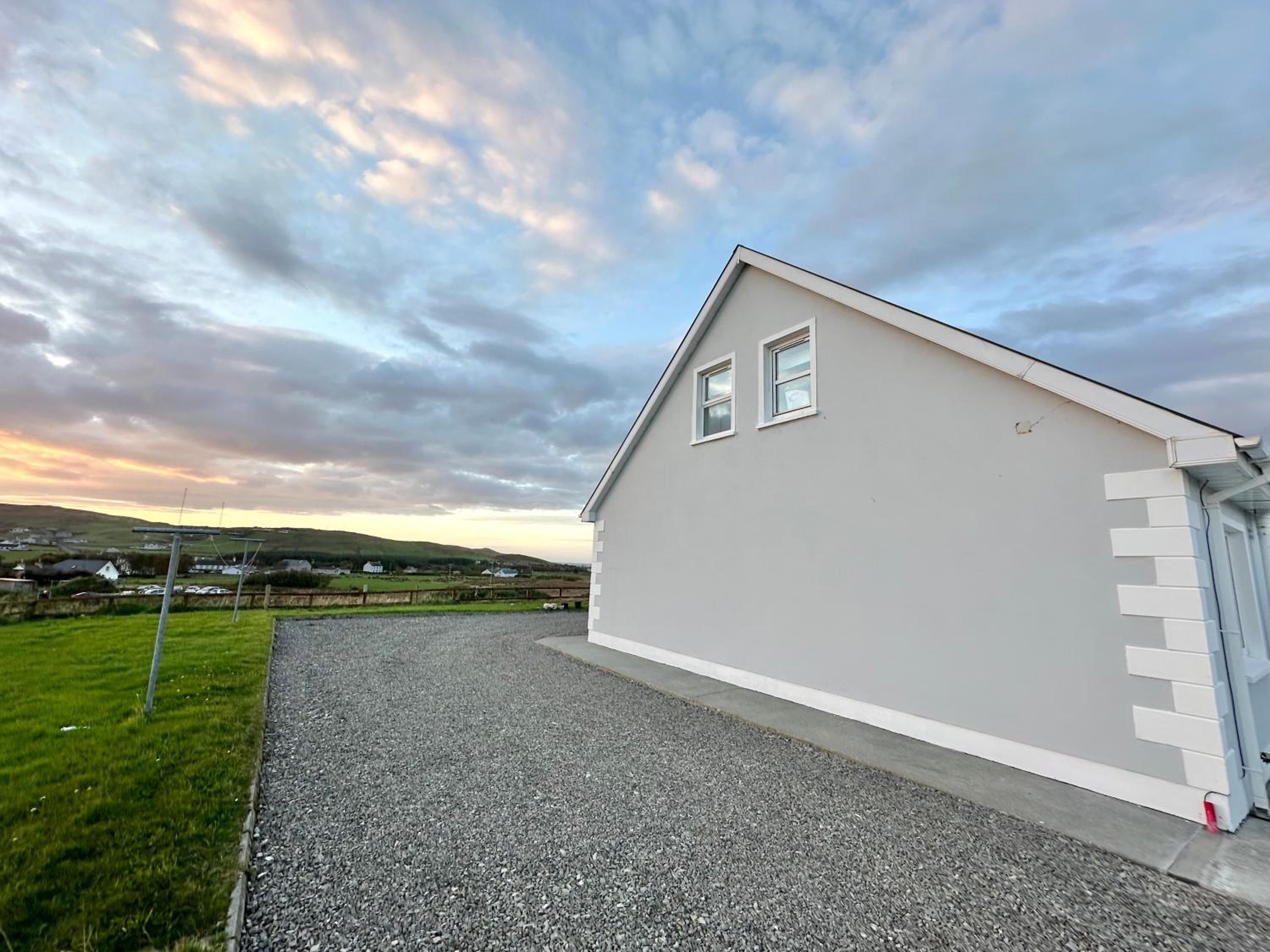 Relax in Spacious Style with Stunning Views- Drim Cottage view 5
