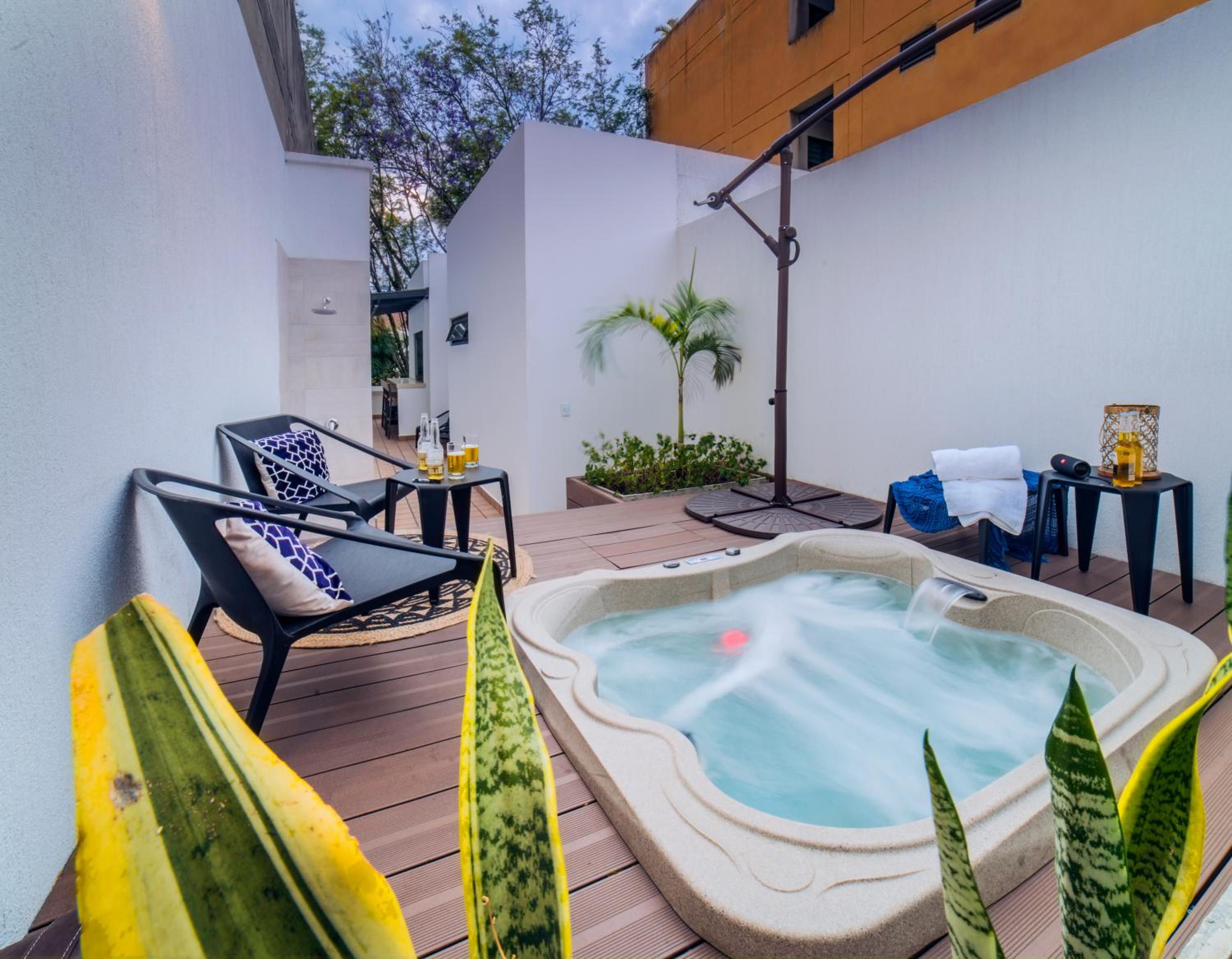 Granada Executive Suites
