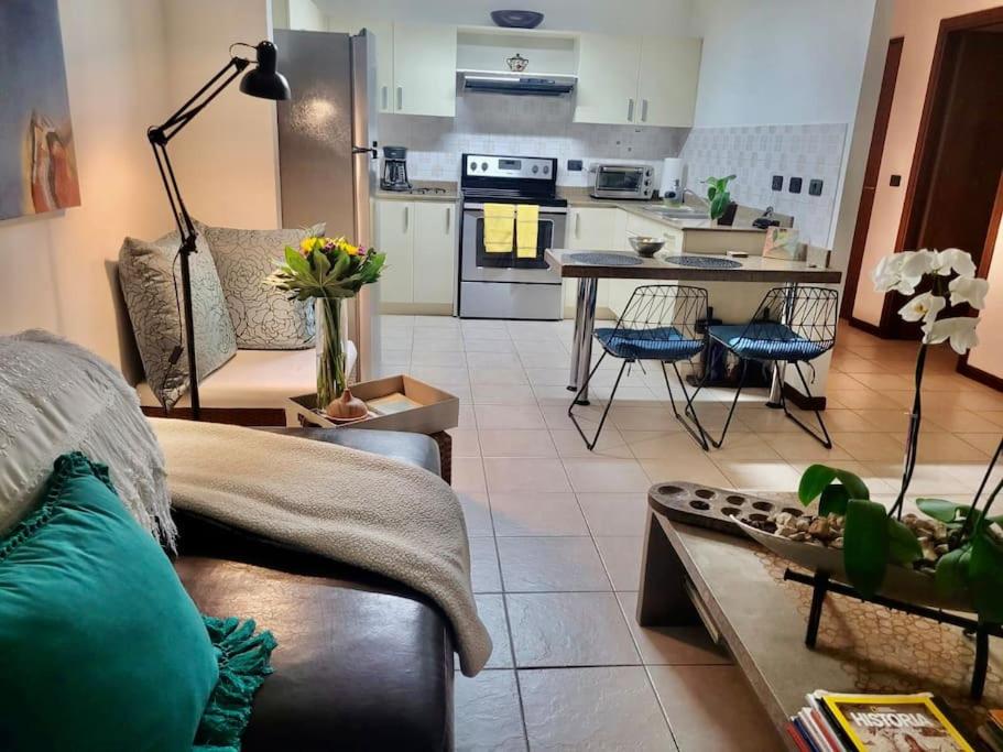 Encantador apt en zona exclusiva cerca a Starbucks