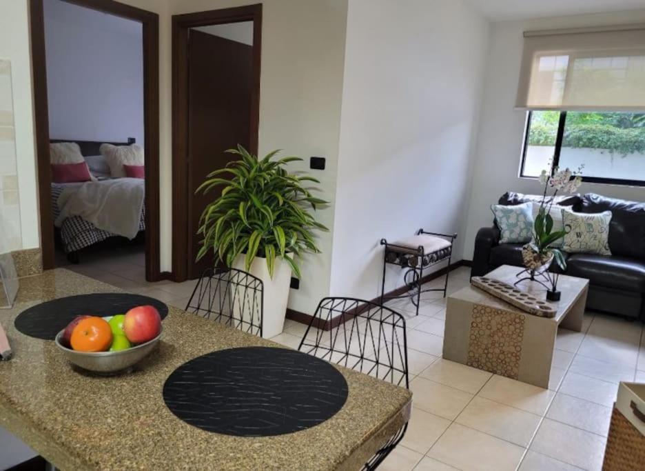 Encantador apt en zona exclusiva cerca a Starbucks