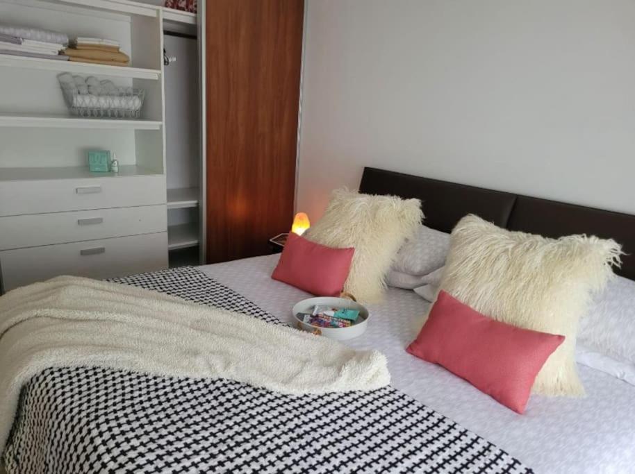 Encantador apt en zona exclusiva cerca a Starbucks