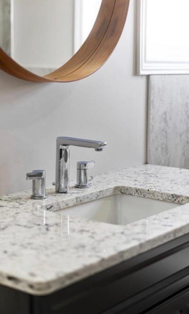 Belleville Vacations - 3 Bedroom Villa by the Marina - Property Image 10