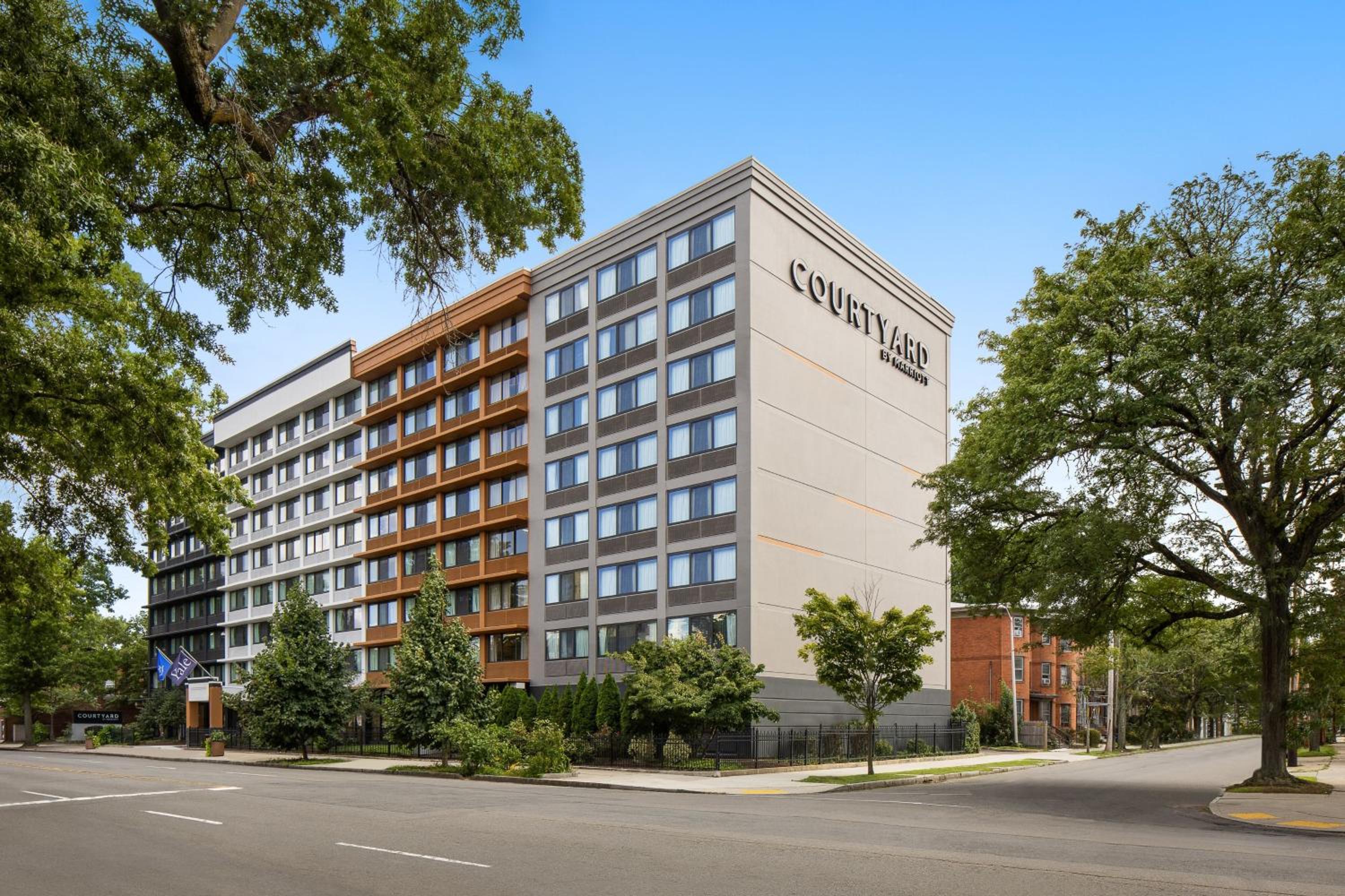 New Haven Vacations - Courtyard New Haven at Yale - Property Image 10
