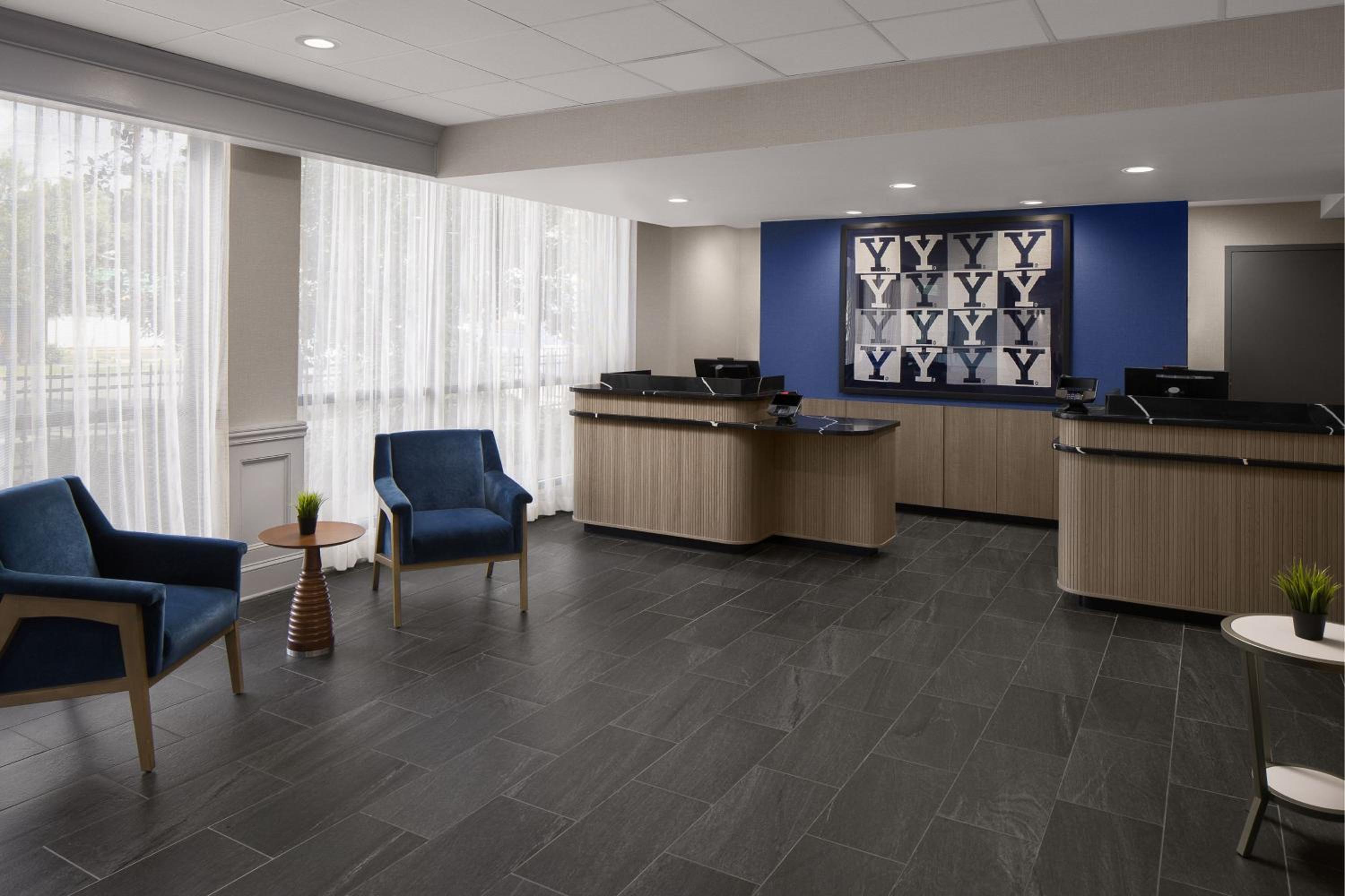 New Haven Vacations - Courtyard New Haven at Yale - Property Image 35