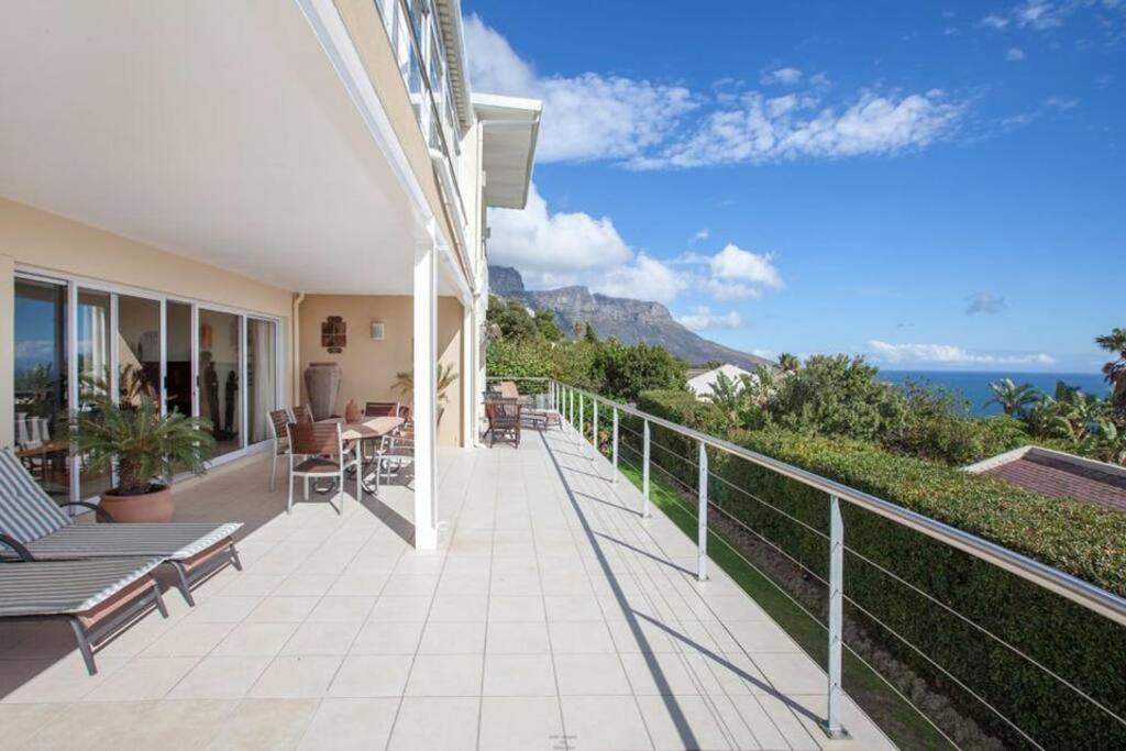 3 Bedroom house in Camps Bay view 5