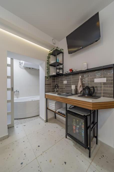 Keti Zemun Spa Apartment view 4