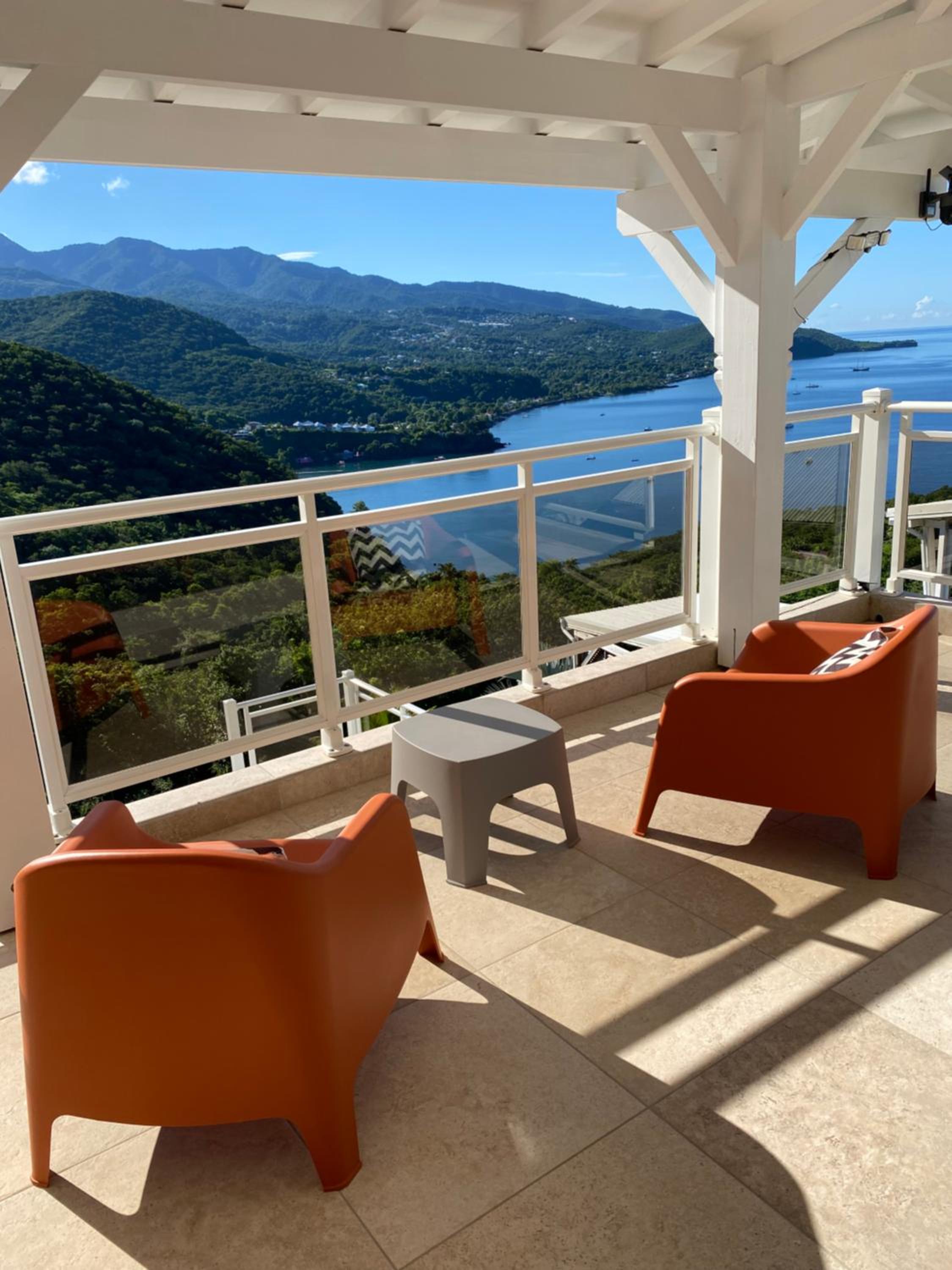 Villa Ozalee 5 étoiles charme et élégance Vue mer exceptionnelle sur la baie de Malendure et la réserve Cousteau view 4