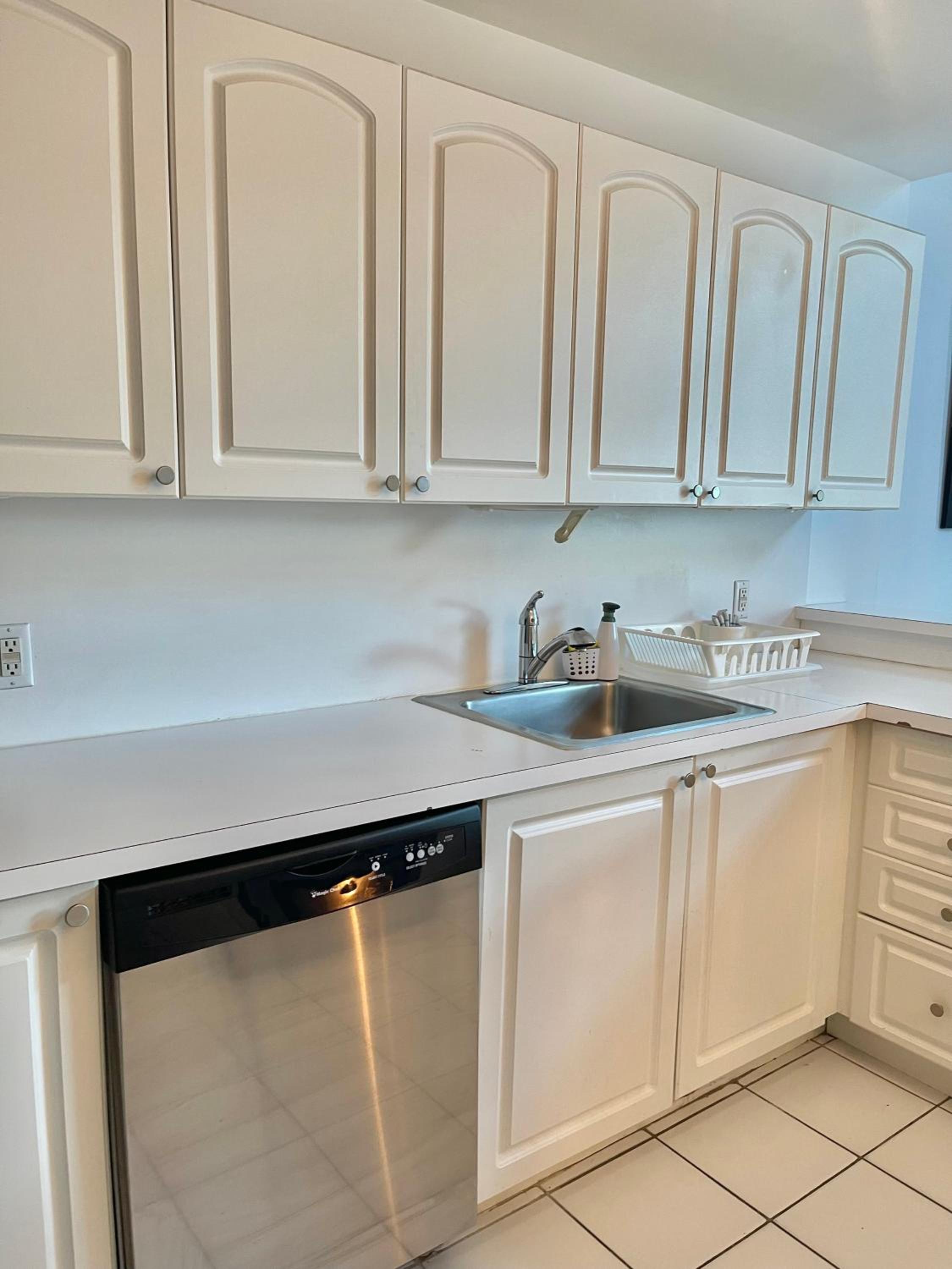 New Point Miami Beach Apartments