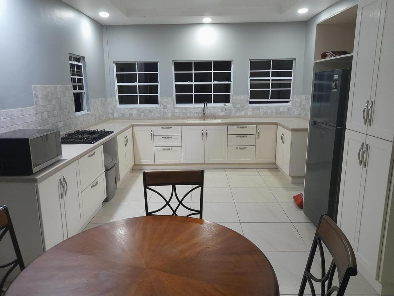 Mac Elegant Apartment
