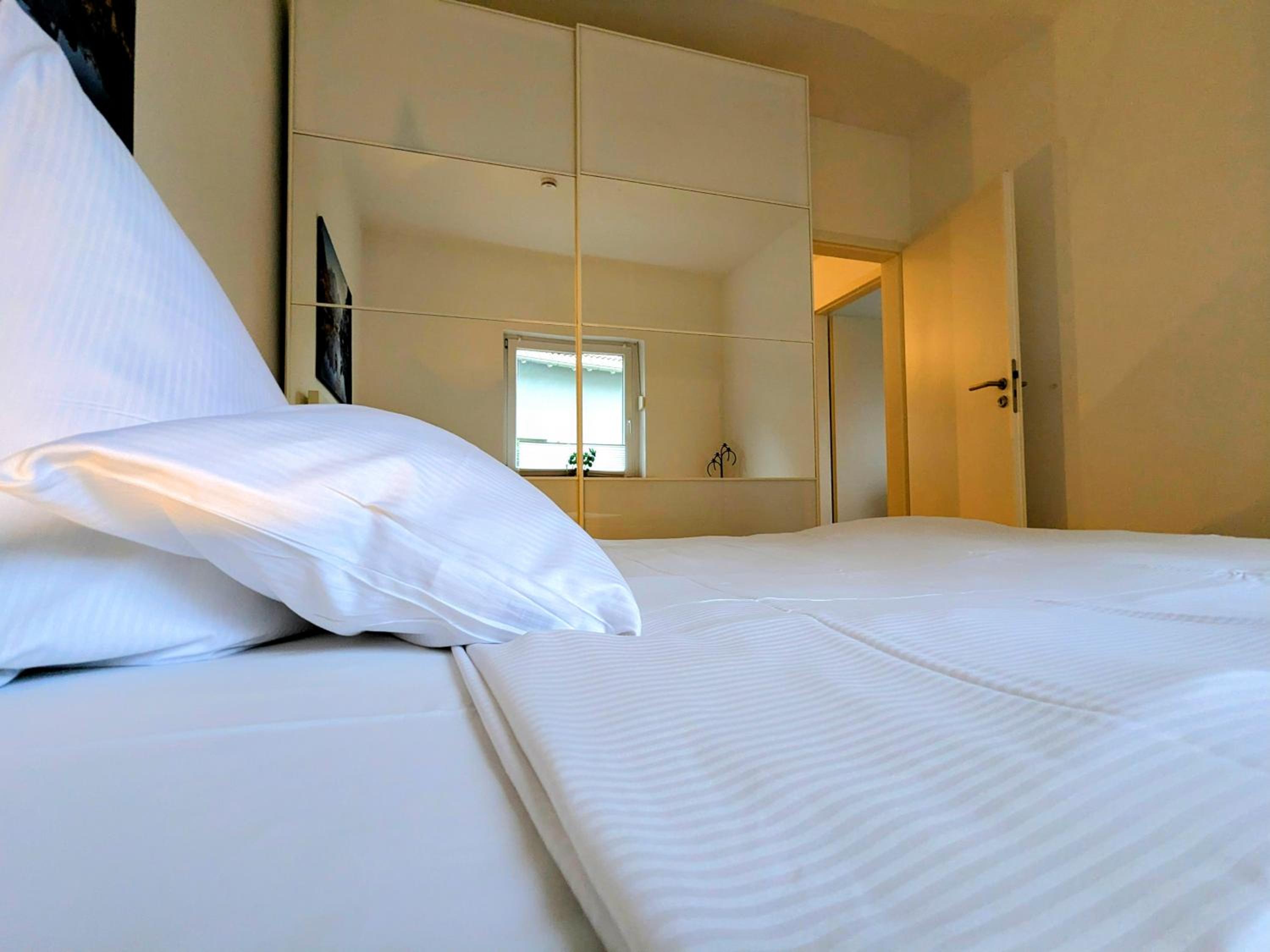 55qm Messe Wohnung, Trade Fair, 6 Minuten zur Messe view 3