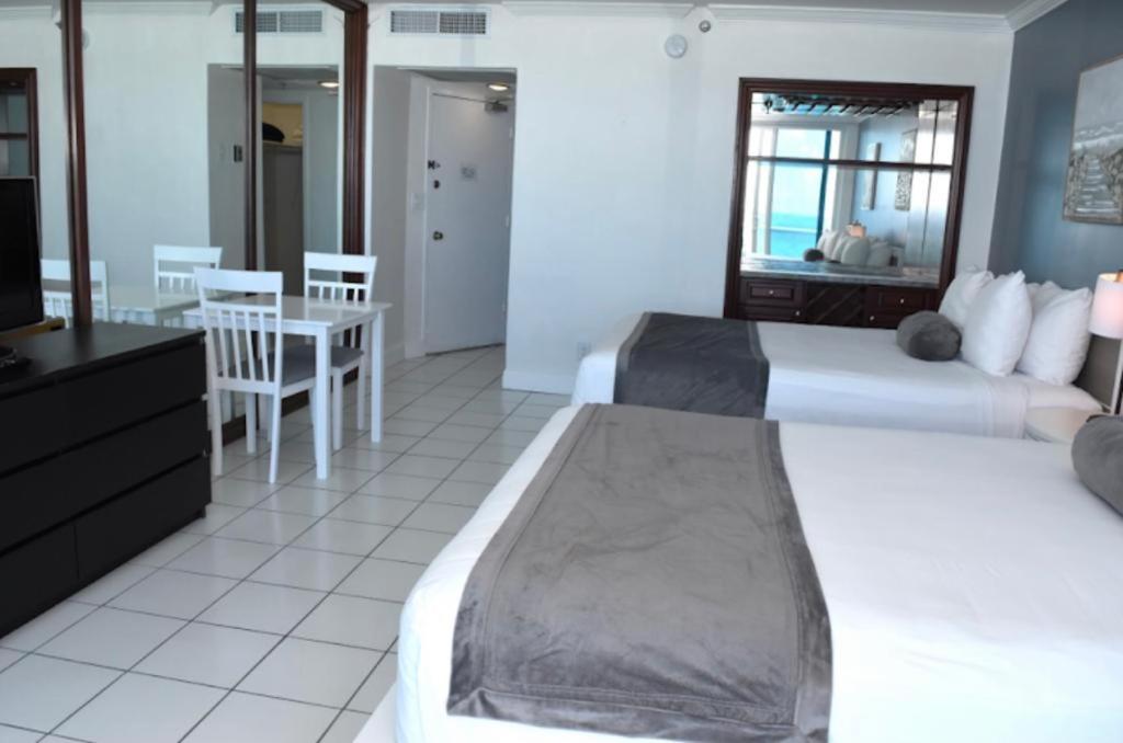 New Point Miami Beach Apartments