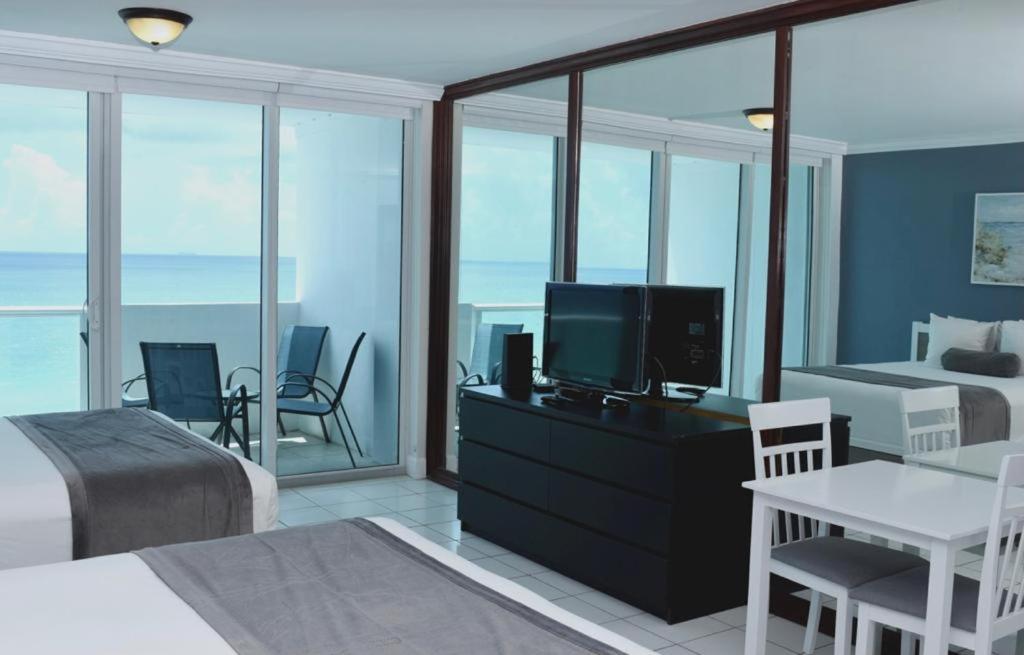 New Point Miami Beach Apartments