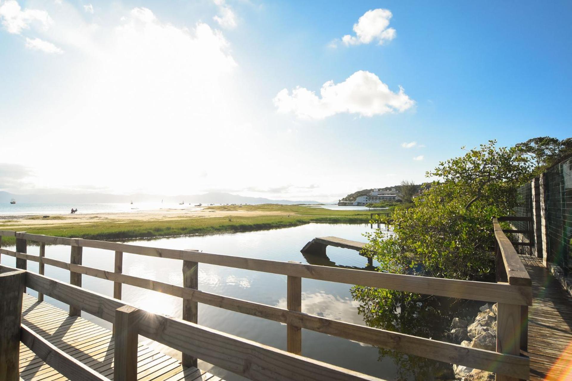 Apartamento térreo em Condomínio Pé na Areia P847 view 4