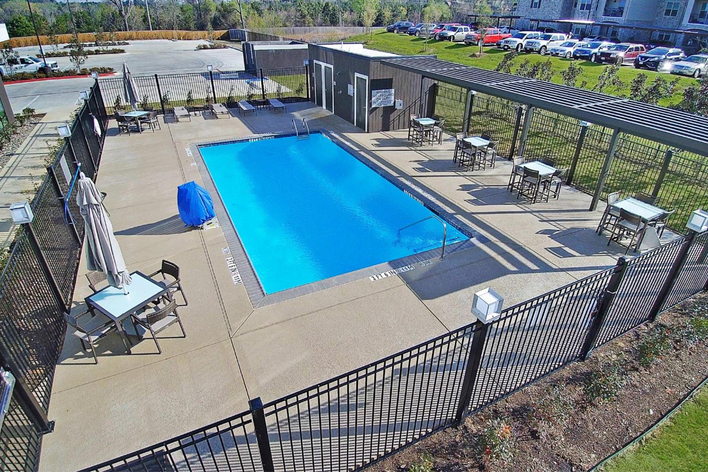 Longview Vacations - Courtyard by Marriott Longview North - Property Image 6