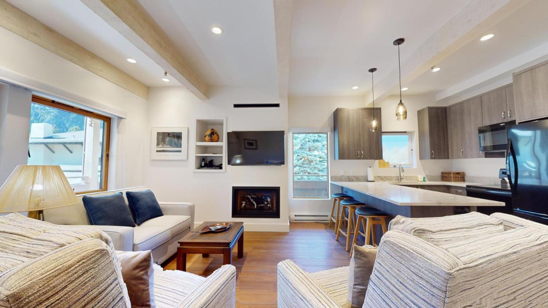 Ketchum Vacations - Christophe Condo 503 - Property Image 2