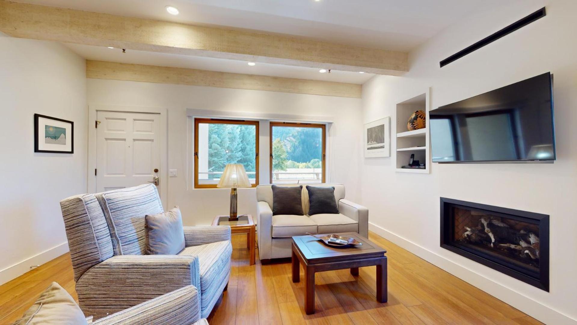 Ketchum Vacations - Christophe Condo 503 - Property Image 4