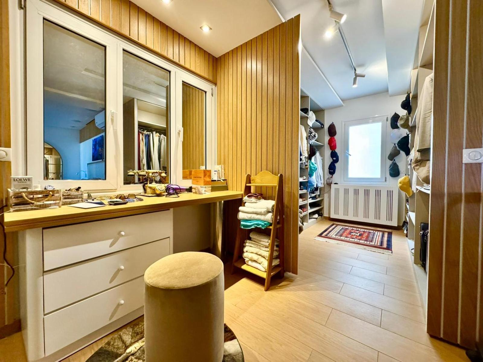 Exceptional Seafront Penthouse
