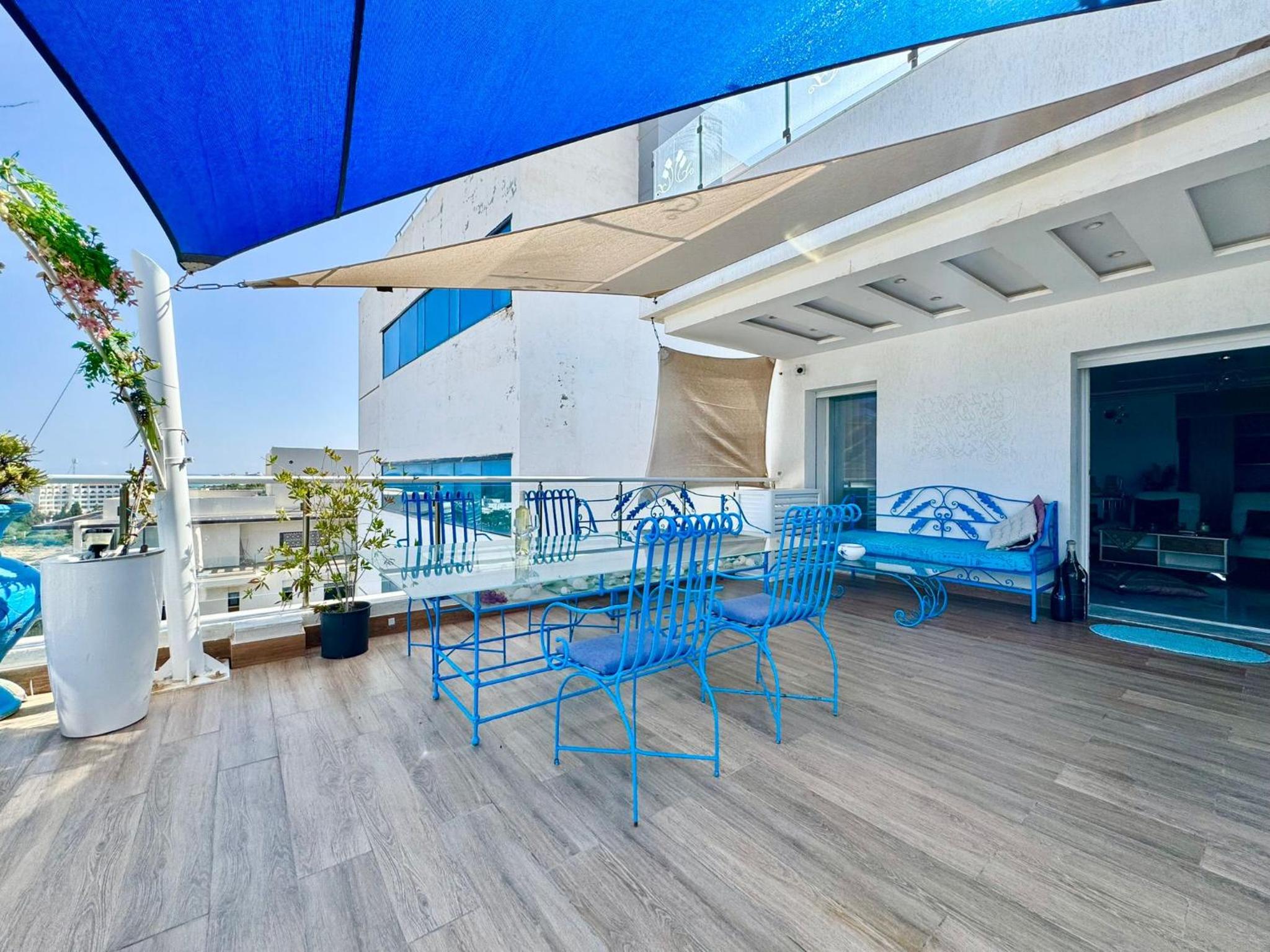 Exceptional Seafront Penthouse