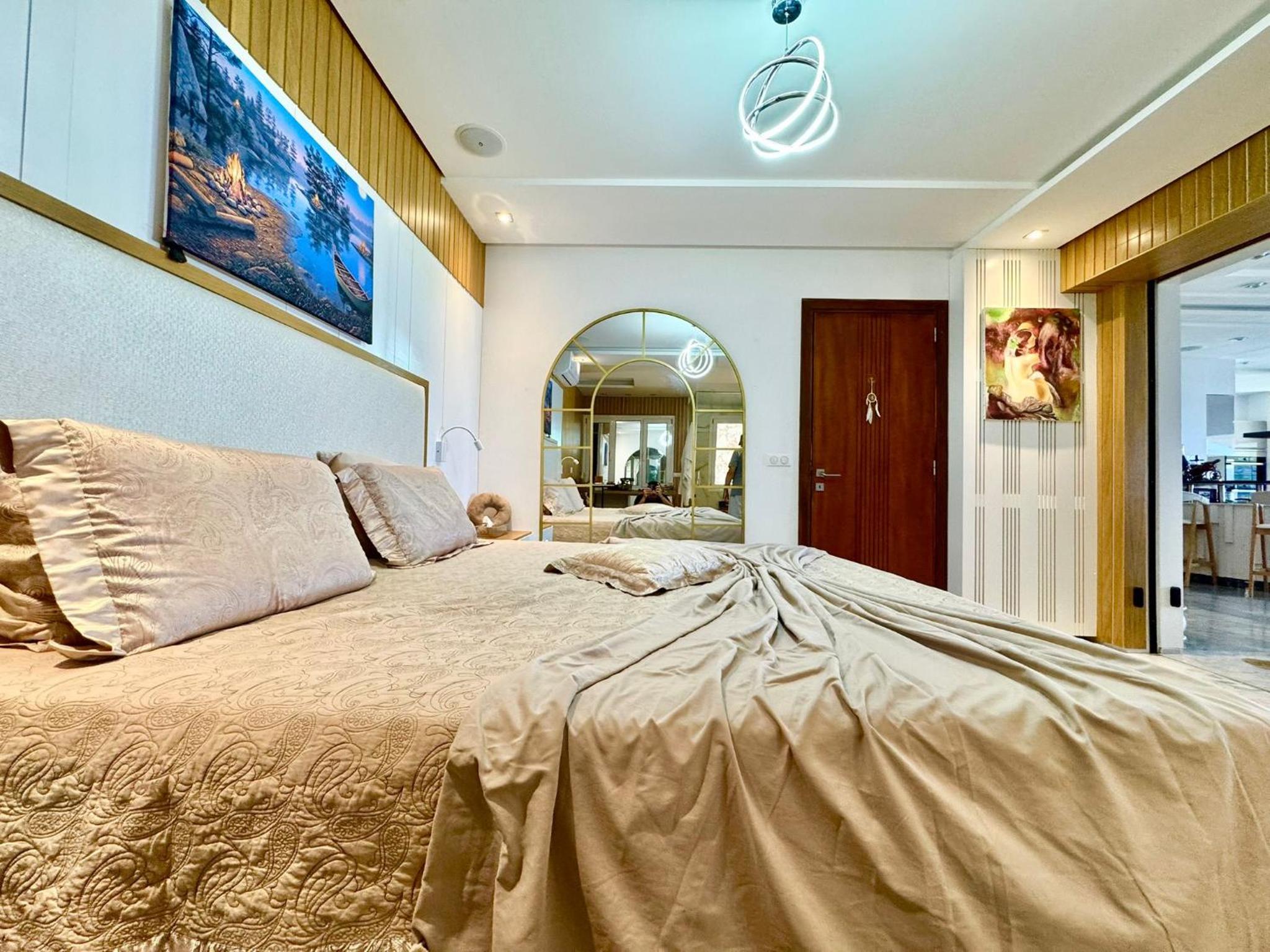 Exceptional Seafront Penthouse