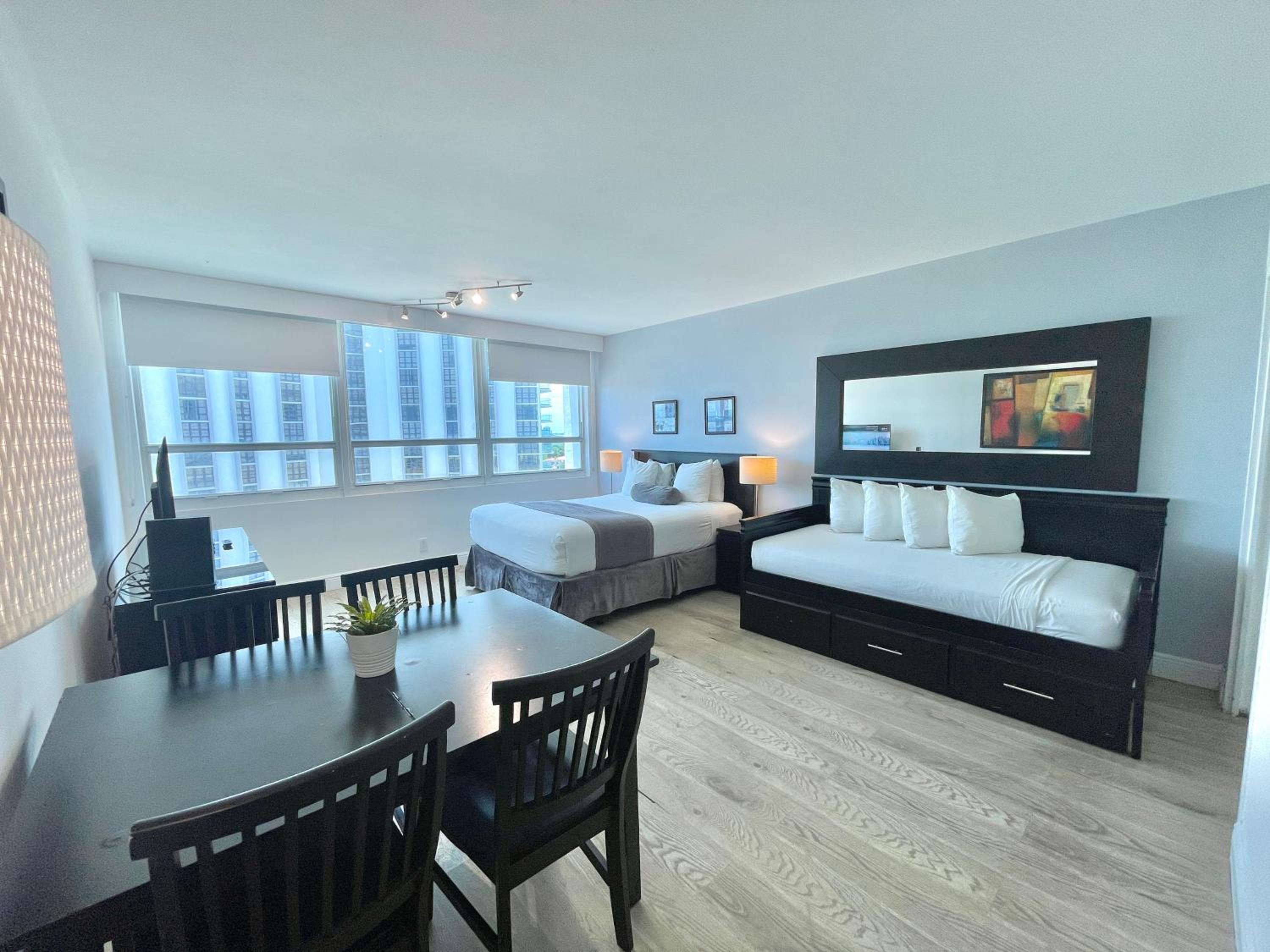 New Point Miami Beach Apartments