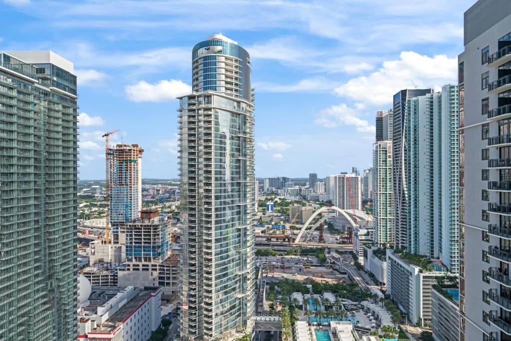 NEW Luxurious Apartment Floor 35th - Miami's heart