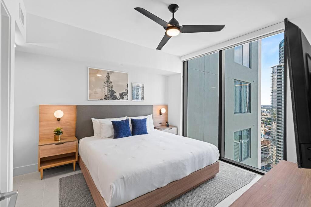 NEW Luxurious Apartment Floor 35th - Miami's heart