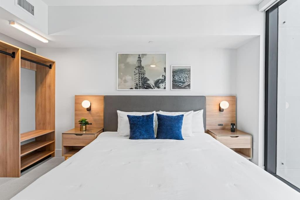 NEW Luxurious Apartment Floor 35th - Miami's heart