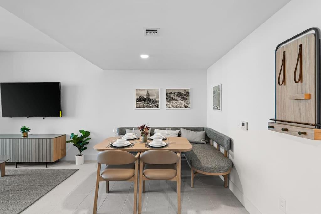 NEW Luxurious Apartment Floor 35th - Miami's heart