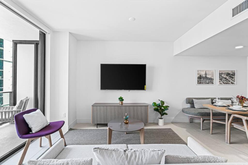 NEW Luxurious Apartment Floor 35th - Miami's heart