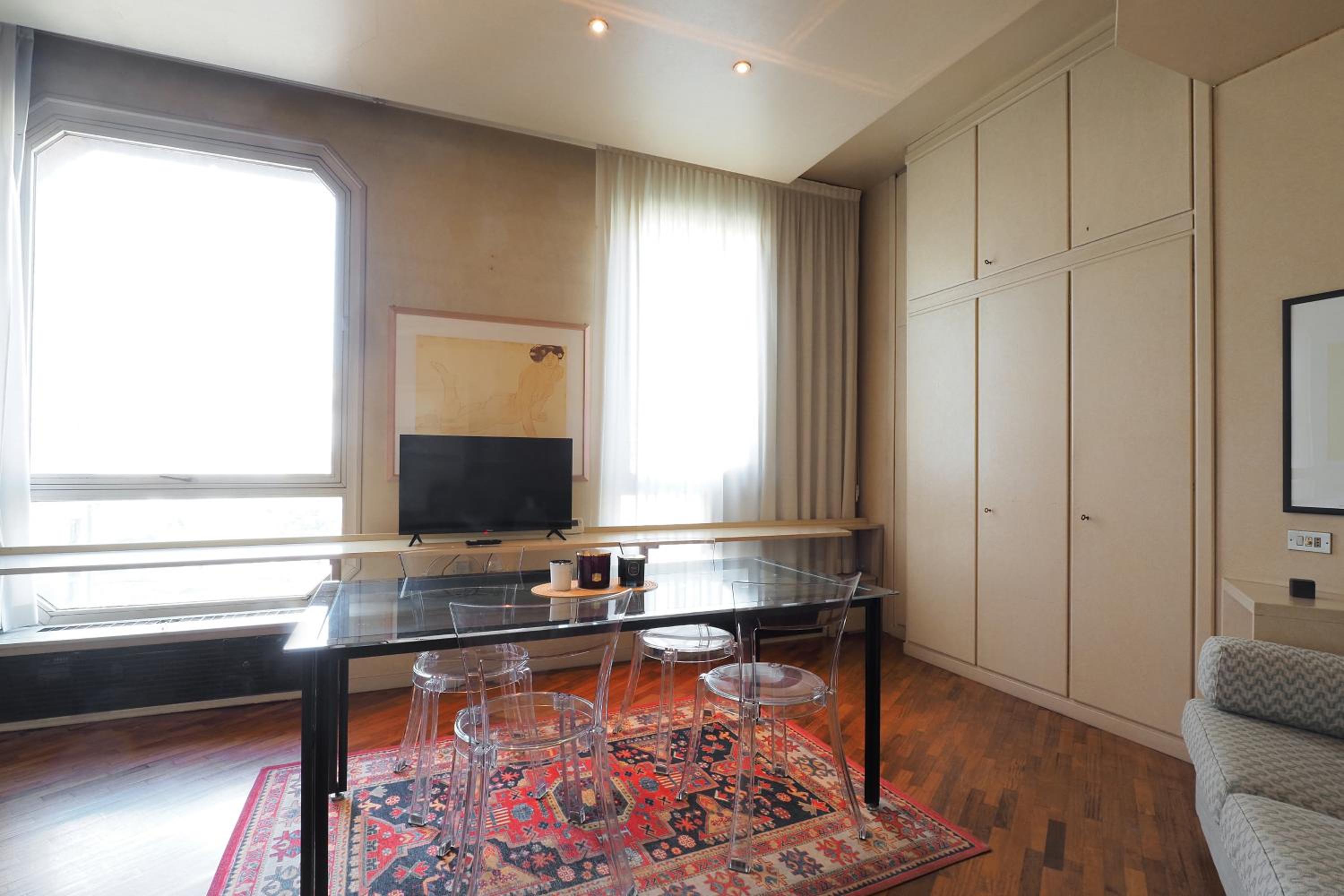 Duomo Luxury Apartment IX