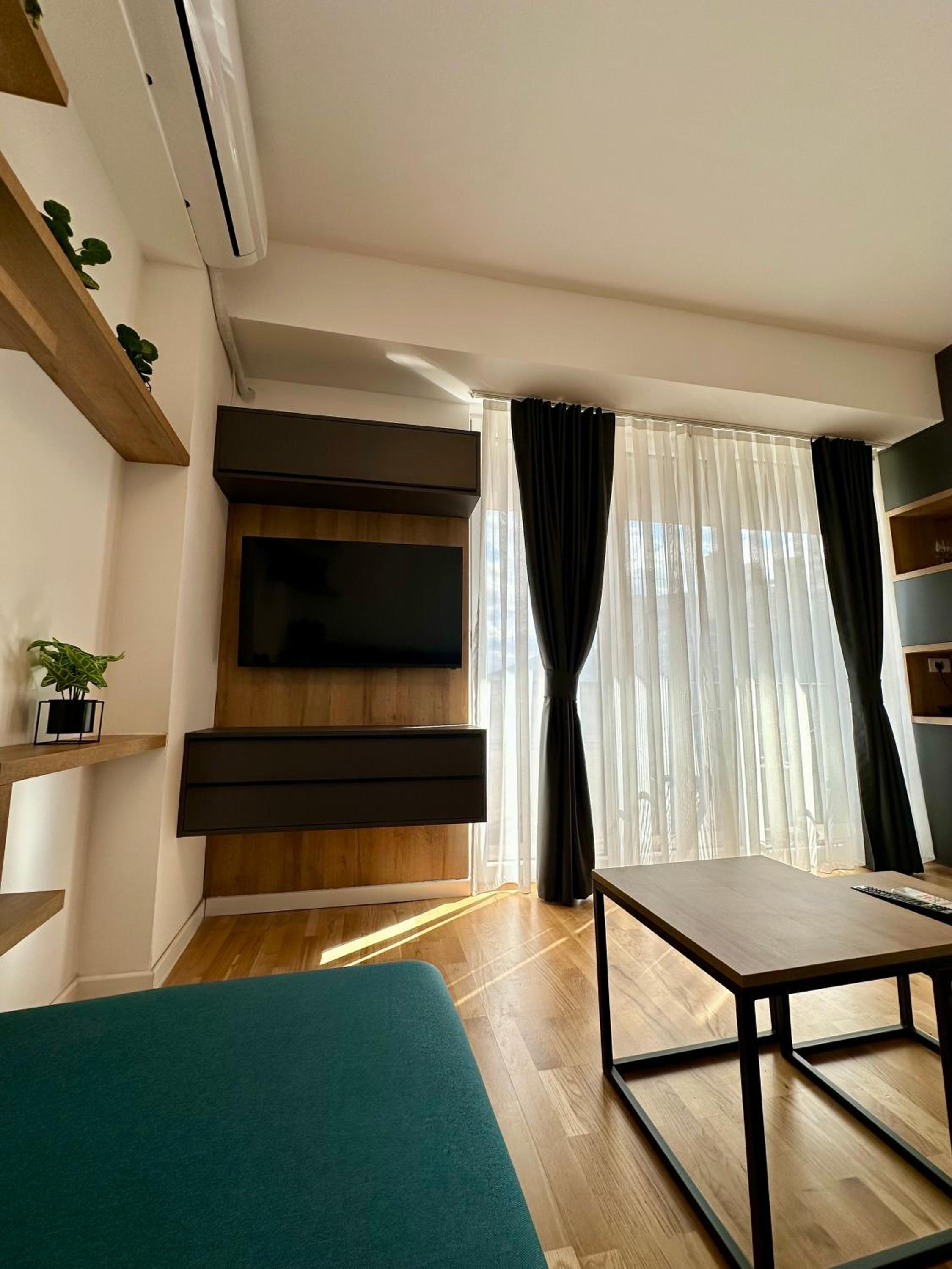 Downtown Riverside Apartments