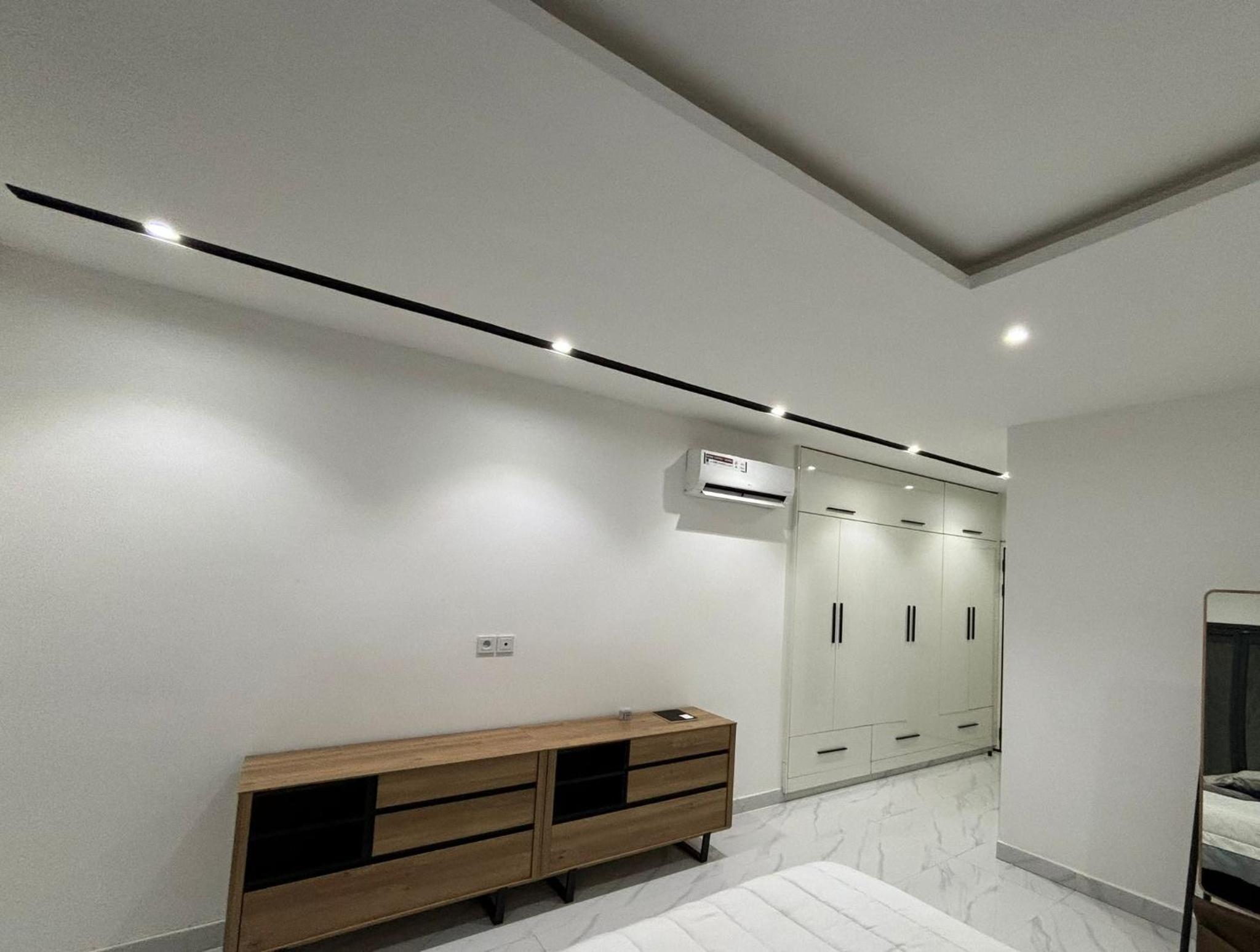 Bel appartement meublé aux Almadies