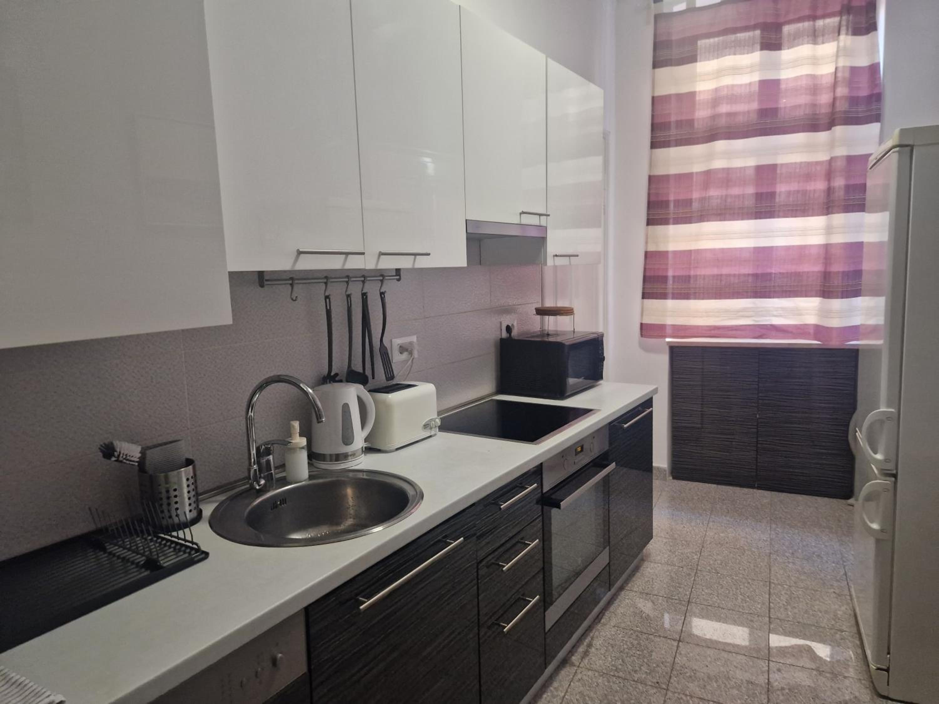 Apartment Leda