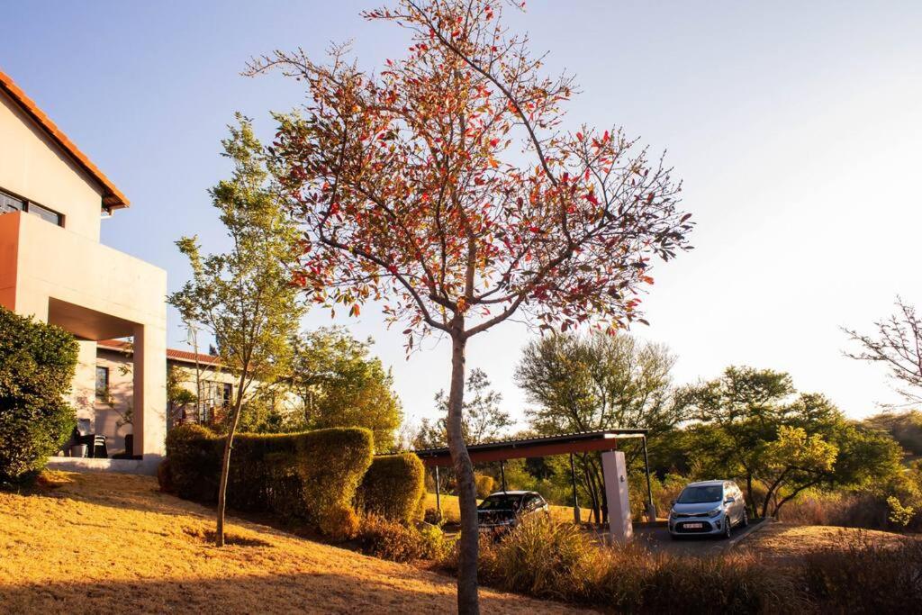 Getaway Luxury Golf Estate - 15 minutes from Lanseria airport